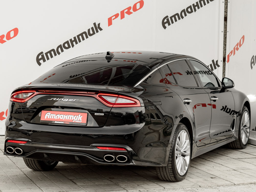 Купить Kia Stinger 2.0 AT (247 л.с.) 4WD, 2018 в Екатеренбурге