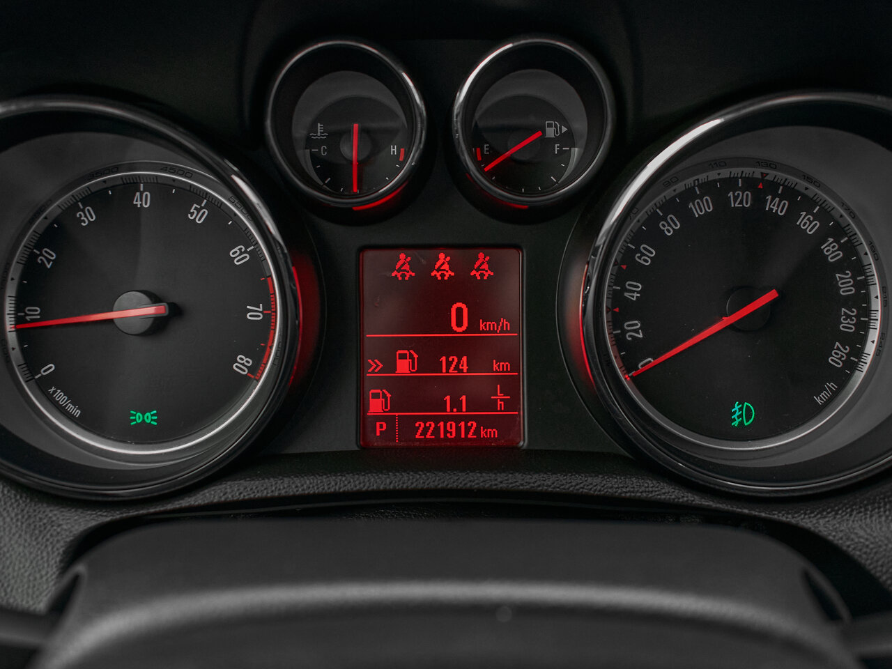Купить Opel Mokka 1.8 AT (140 л.с.) 4WD, 2013 в Екатеренбурге