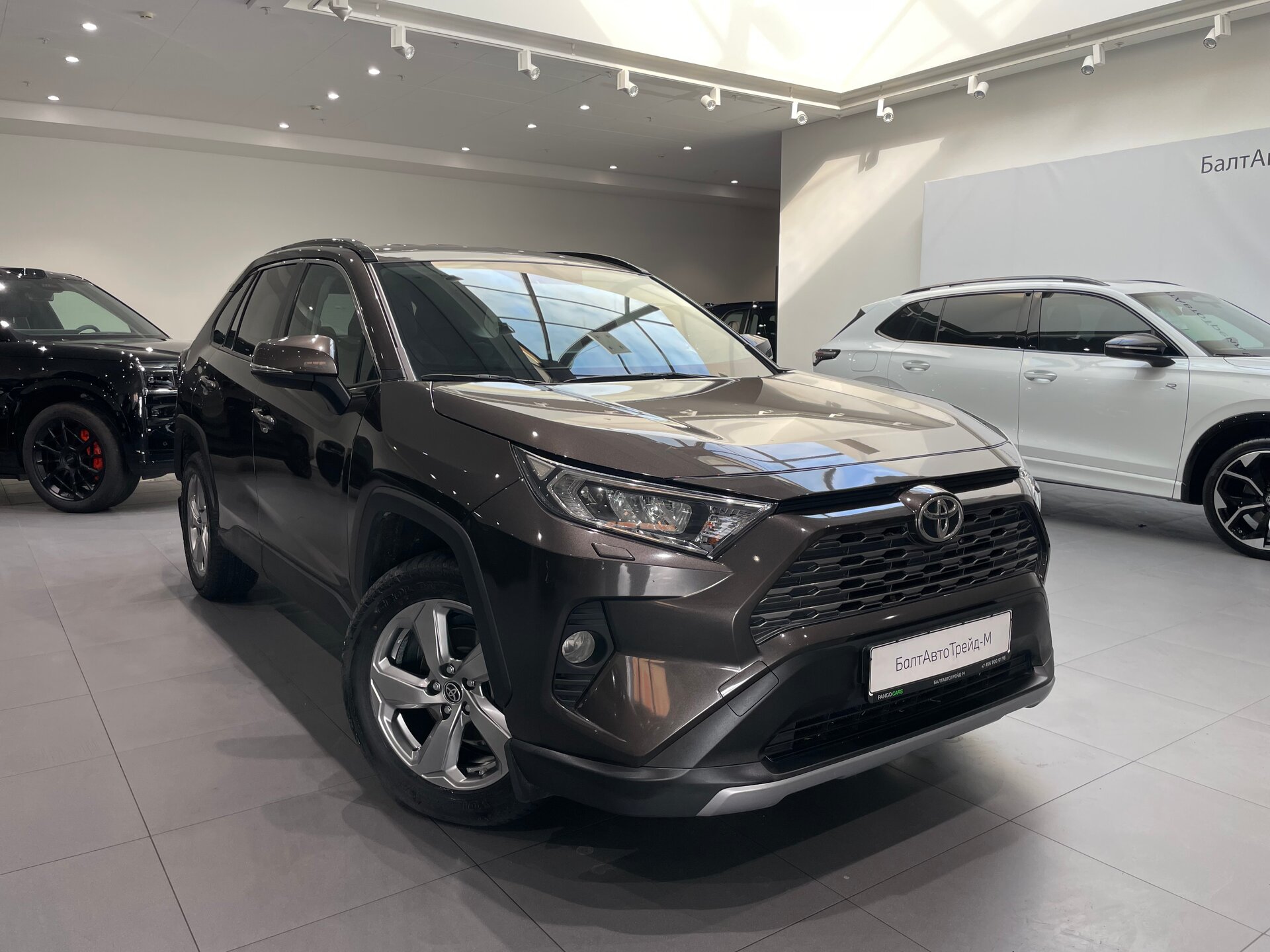 Автомобиль Toyota RAV4 2.0 CVT (149 л.с.) 4WD - 3