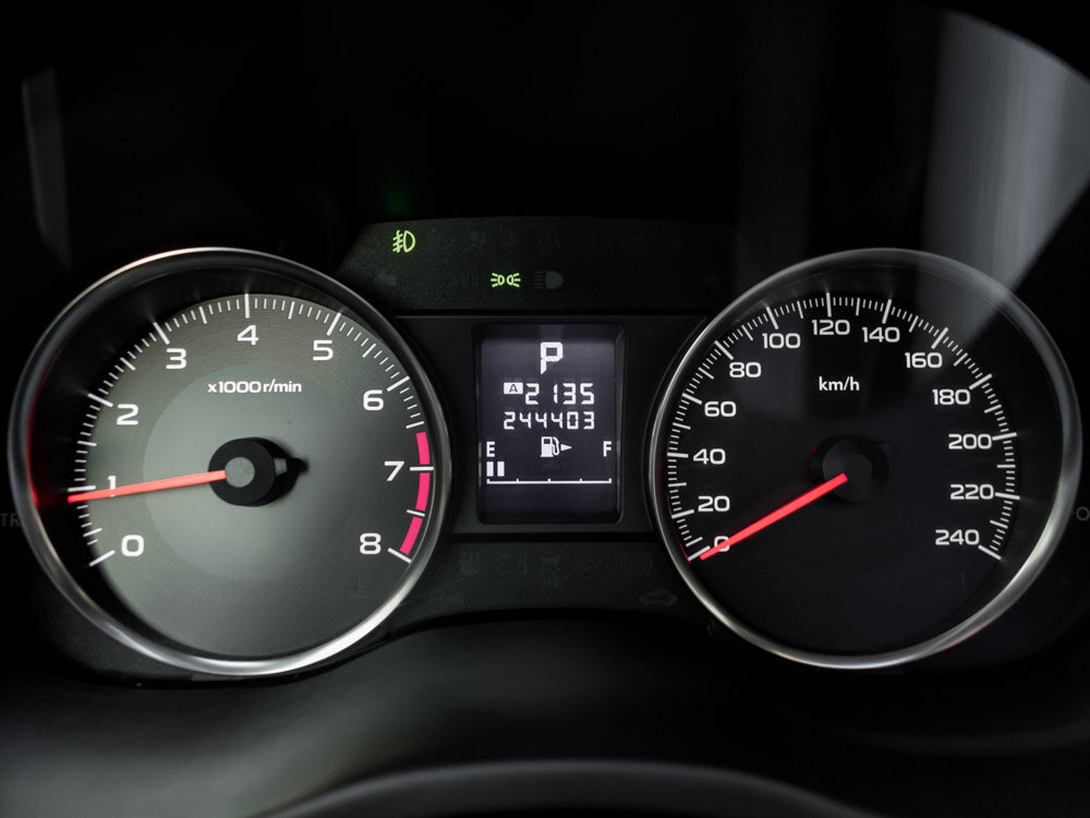 Купить Subaru XV 2.0 CVT (150 л.с.) 4WD, 2012 в Екатеренбурге