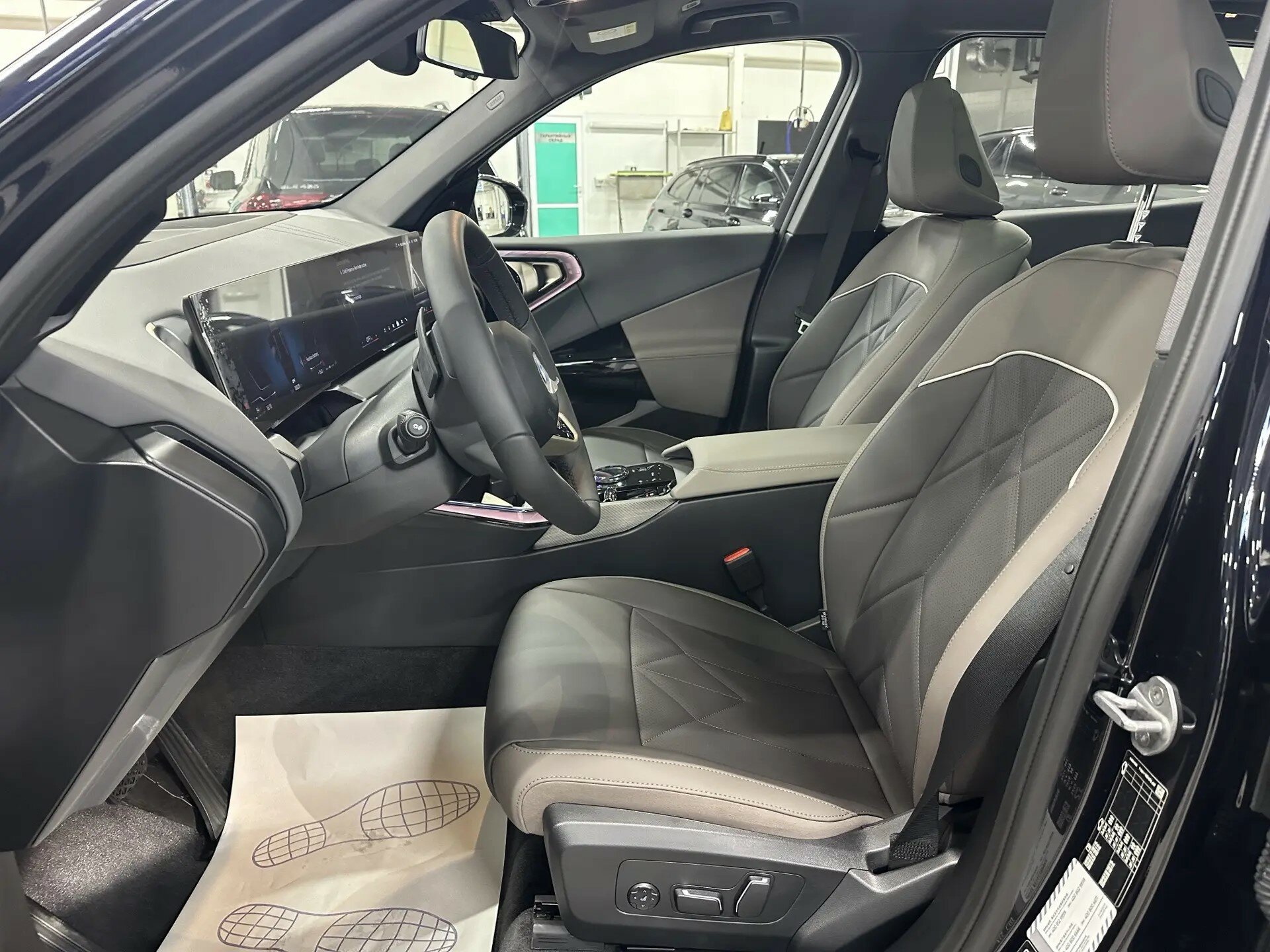 Автомобиль BMW X3 30L xDrive 2.0 AT (258 л.с.) 4WD - 4