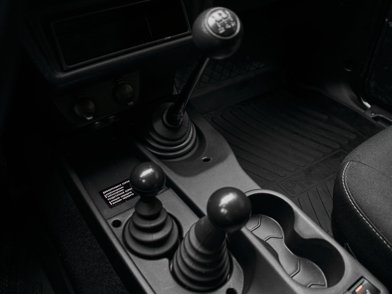 Купить Lada (ВАЗ) Niva Legend Euro-2 1.7 MT (83 л.с.) 4WD, 2025 в Екатеренбурге