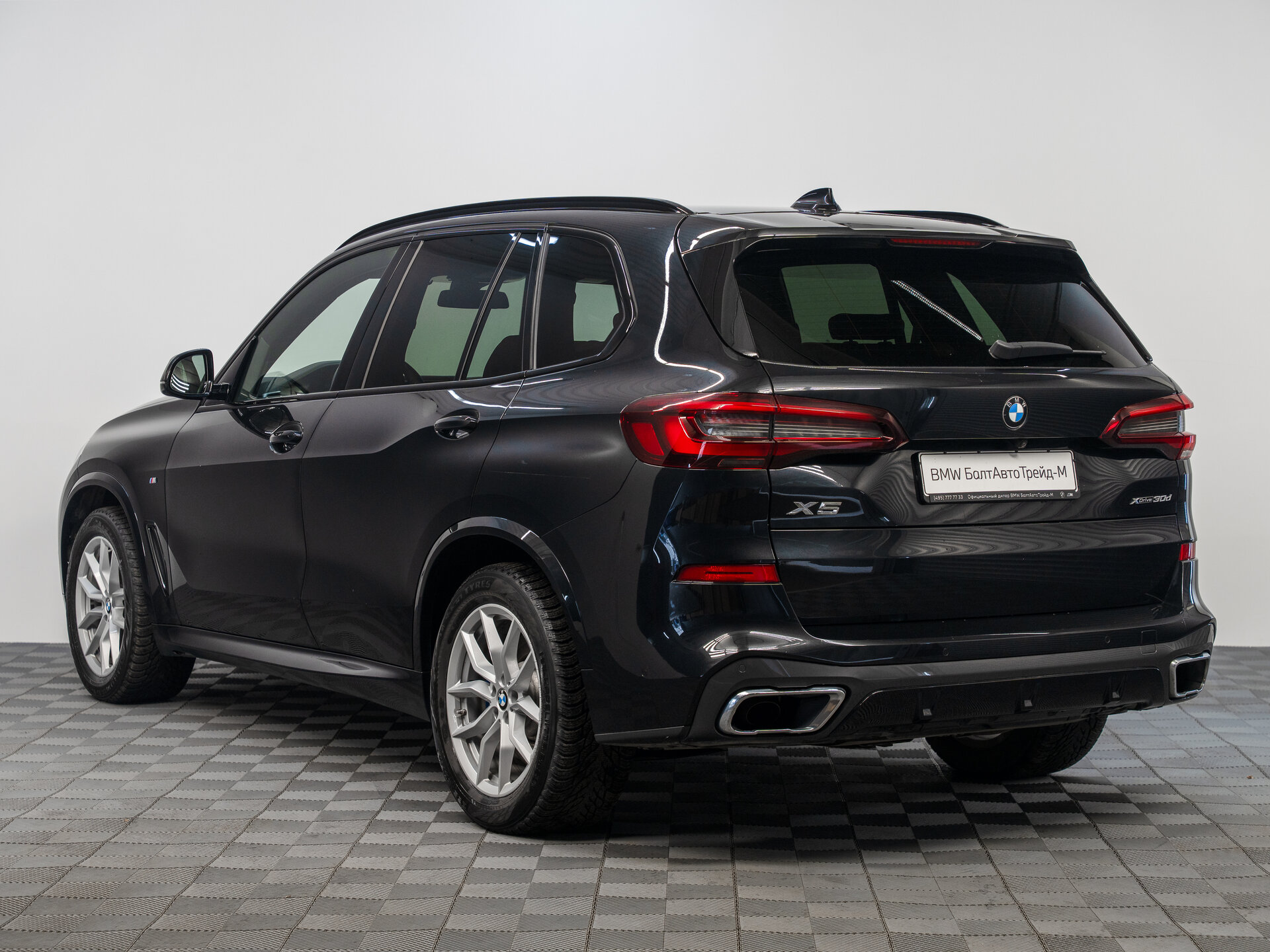 Автомобиль BMW X5 30d 3.0d AT (249 л.с.) 4WD - 7