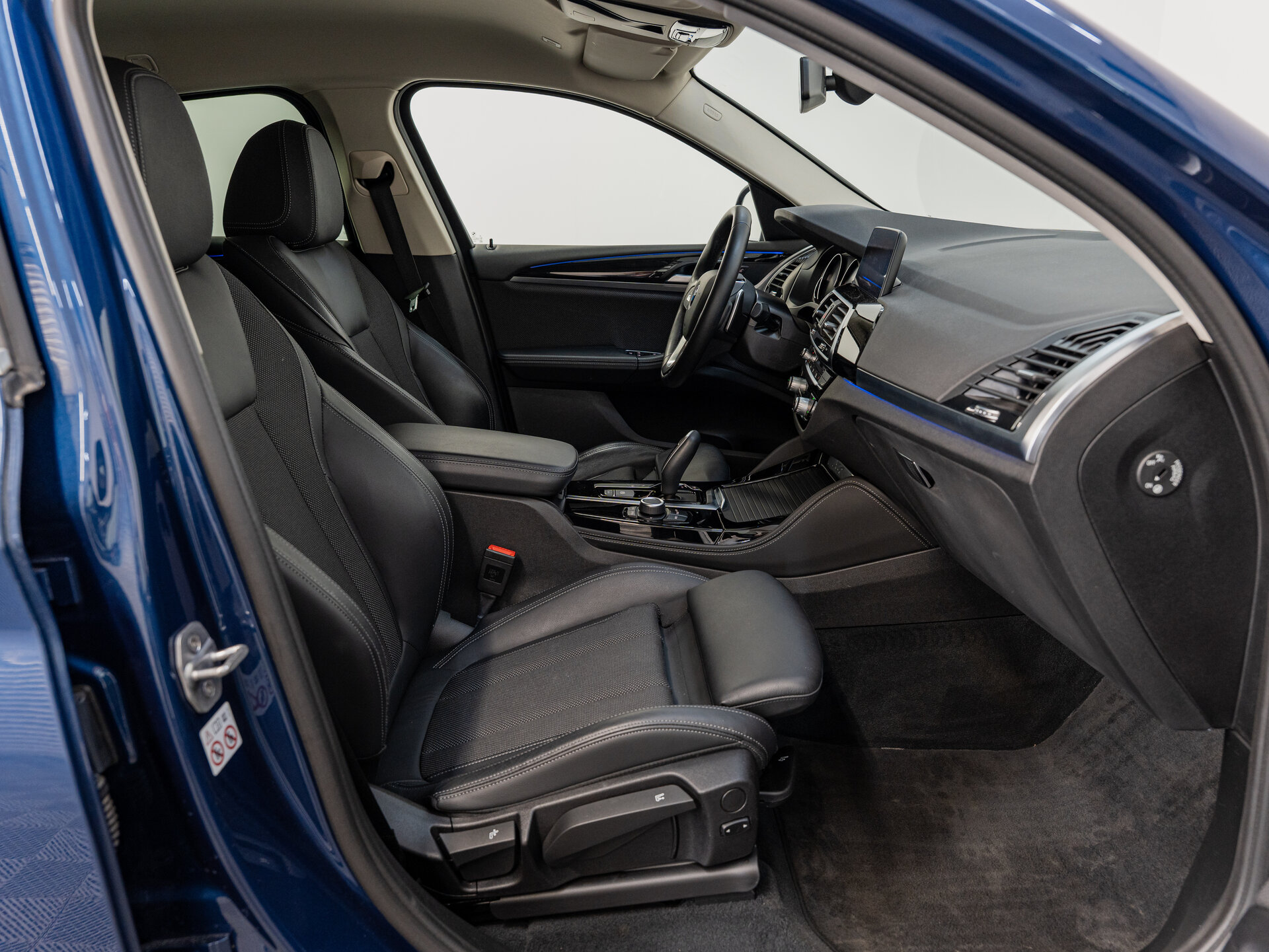Автомобиль BMW X4 20i 2.0 AT (184 л.с.) 4WD - 10