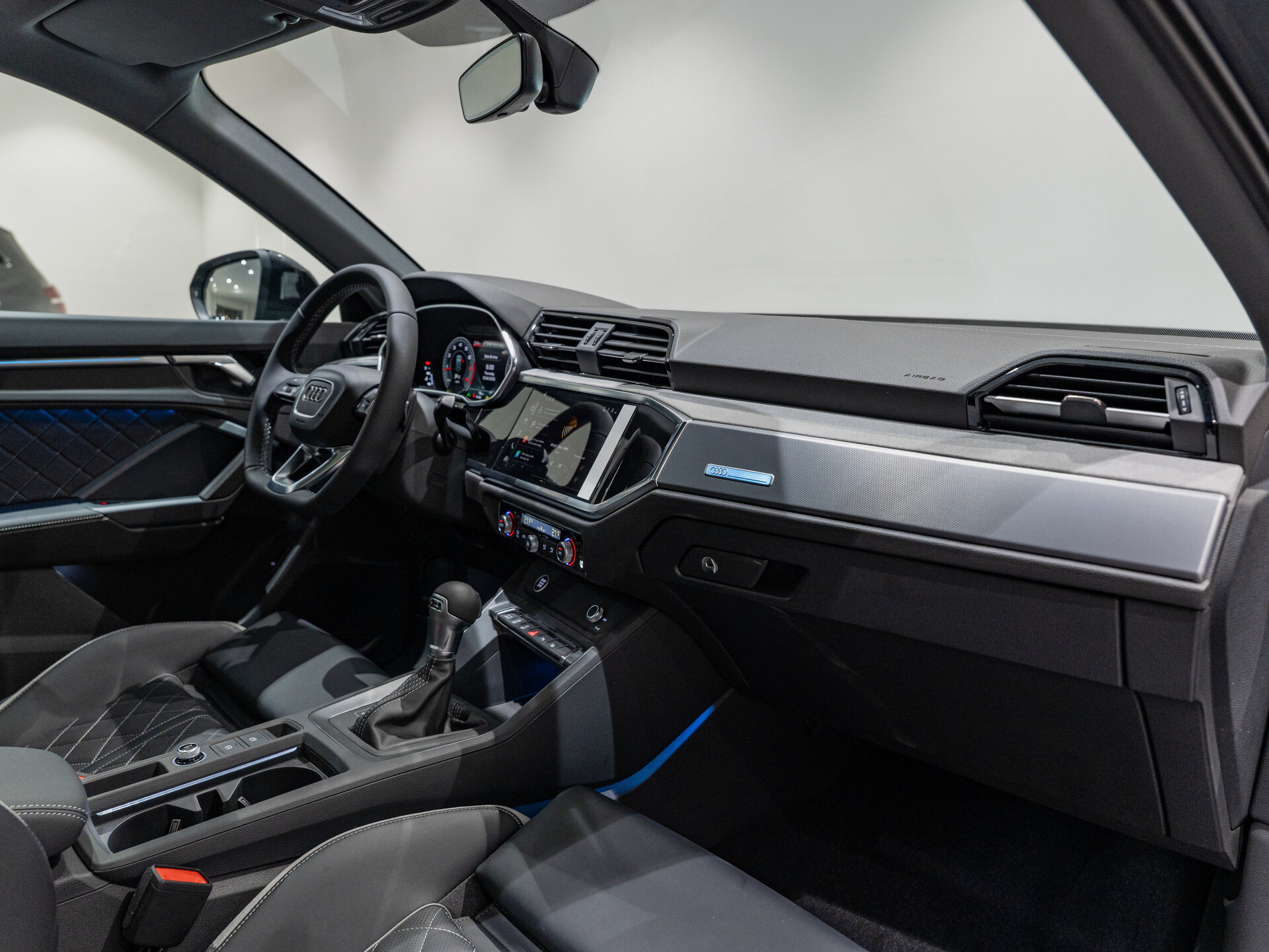Автомобиль Audi Q3 35 TFSI 1.5 AMT (160 л.с.) - 11