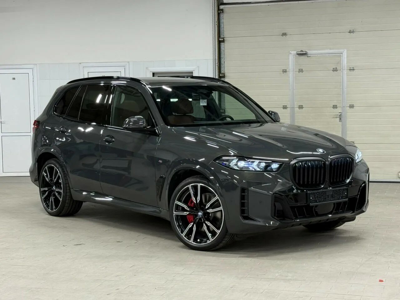 Автомобиль BMW X5 30d 3.0d AT (286 л.с.) 4WD - 6