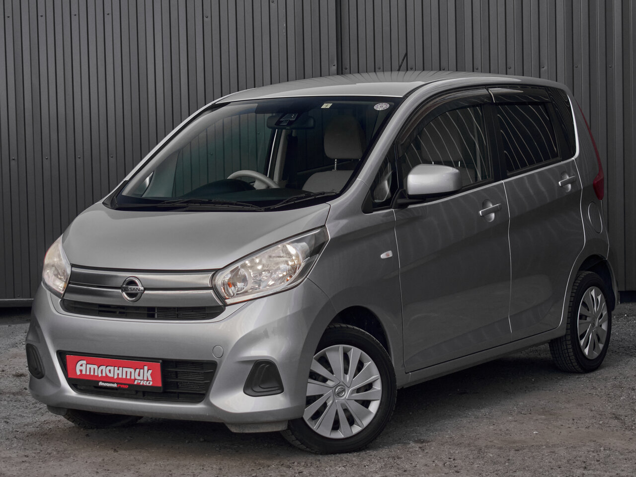 Купить Nissan Dayz 0.7 CVT (49 л.с.), 2018 в Екатеренбурге