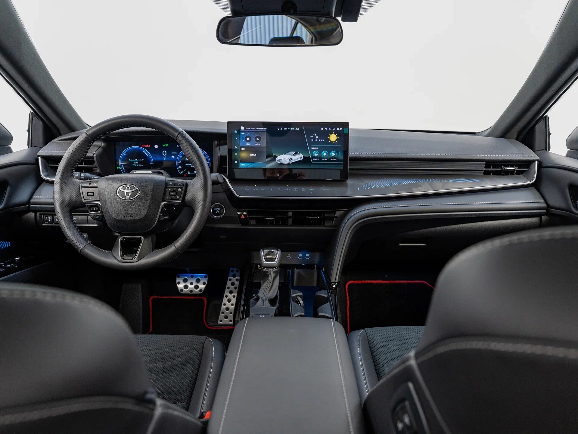 Автомобиль Toyota Camry 2.0hyb CVT (197 л.с.) - 14