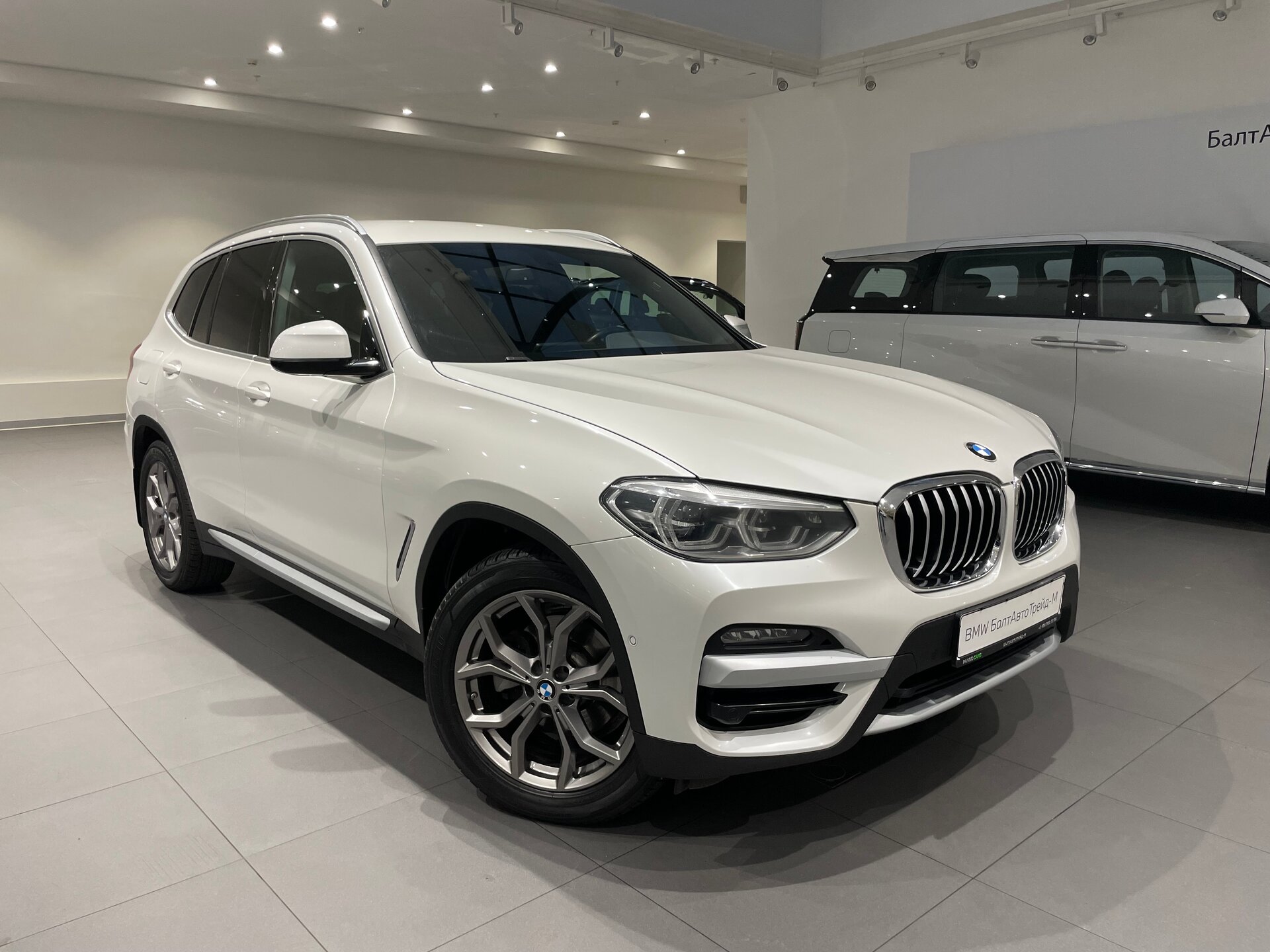 Автомобиль BMW X3 20d xDrive 2.0d AT (190 л.с.) 4WD - 3