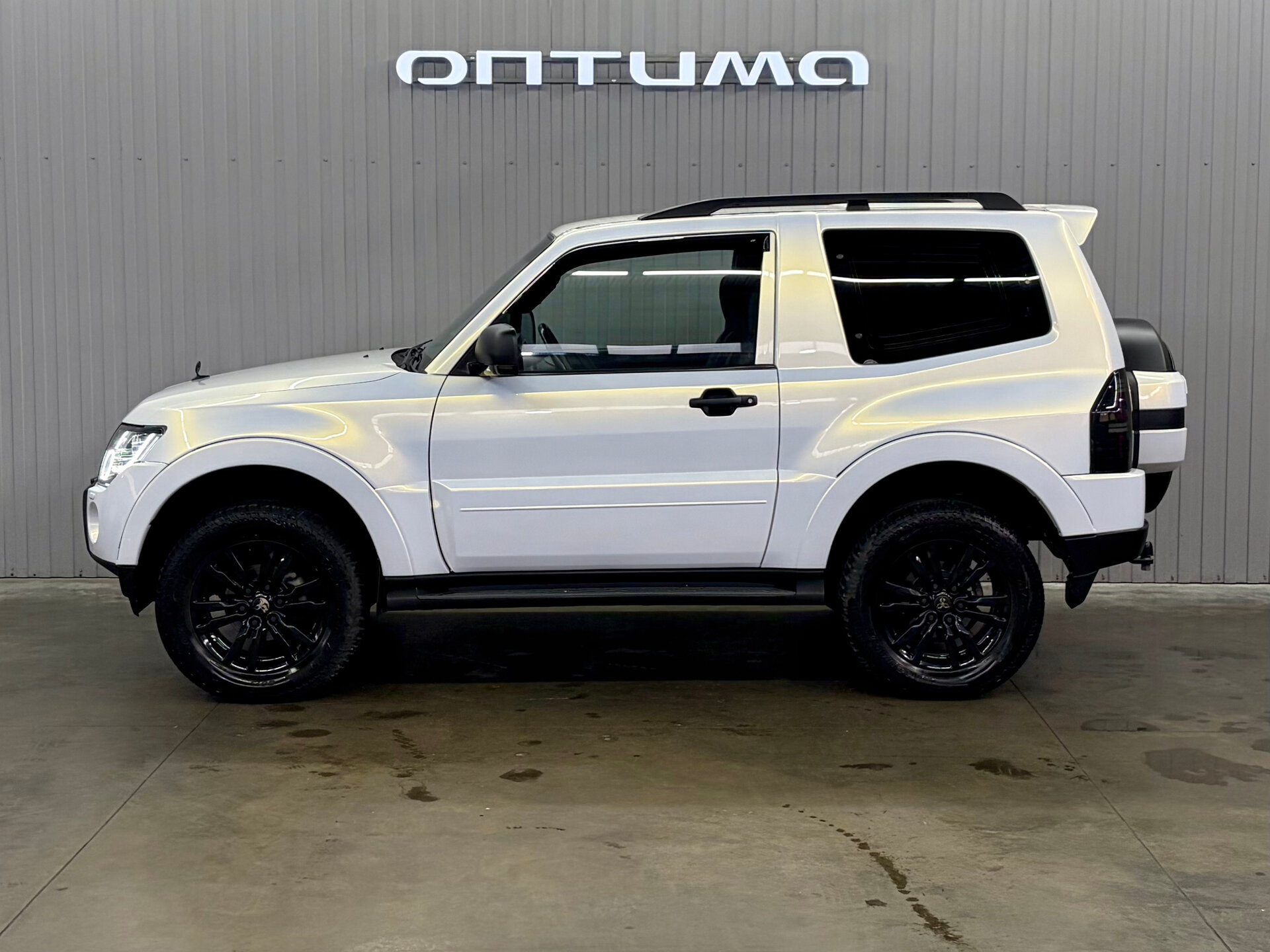 Mitsubishi Pajero 
