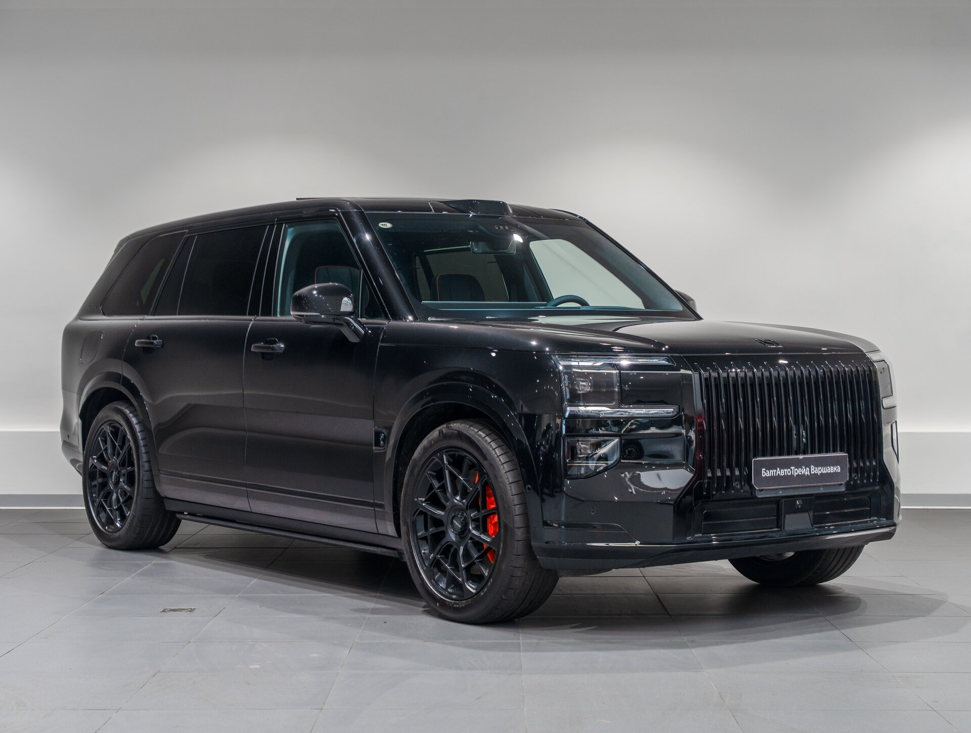 Автомобиль Zeekr 9X 70 kWh 2.0hyb AT (1401 л.с.) 4WD - 3