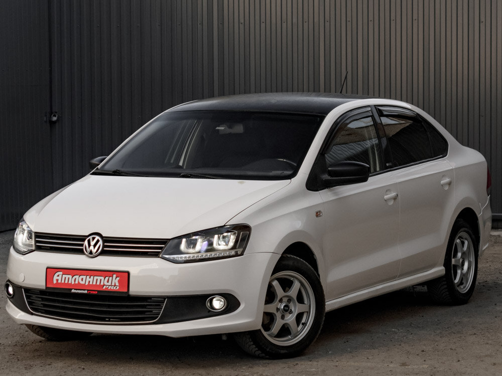 Купить Volkswagen Polo 1.6 AT (105 л.с.), 2013 в Екатеренбурге