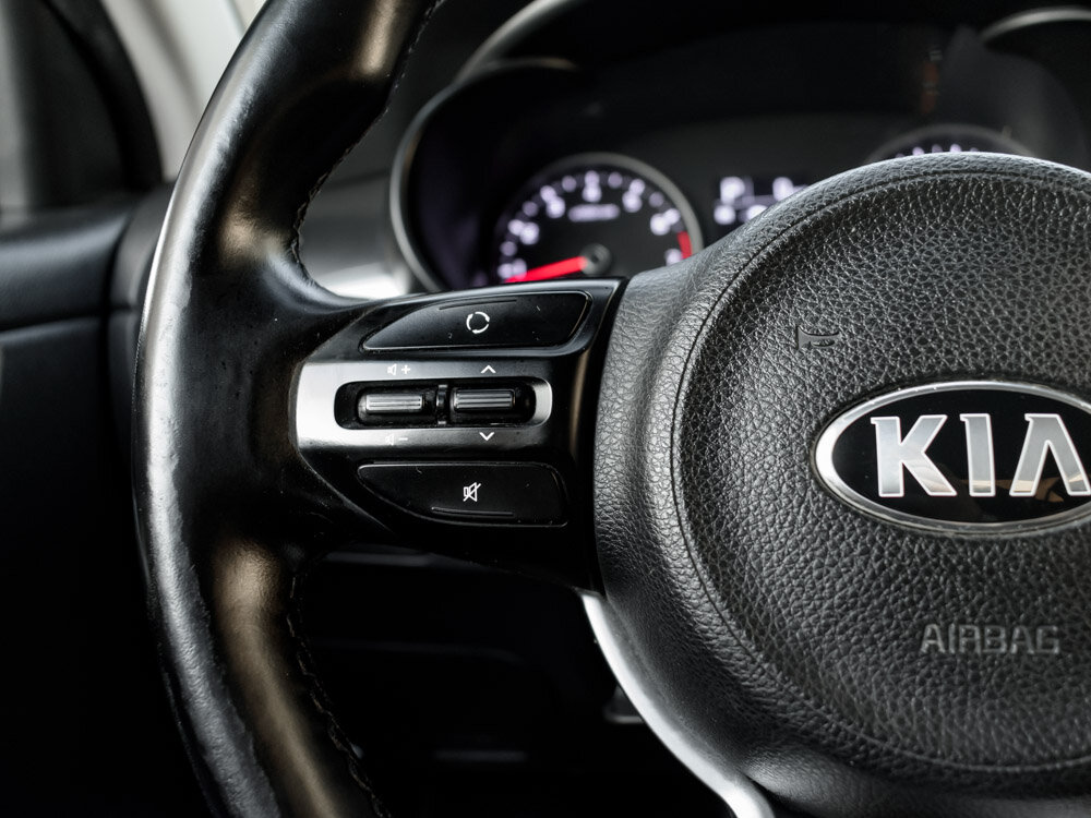 Купить Kia Rio 1.4 AT (100 л.с.), 2019 в Екатеренбурге