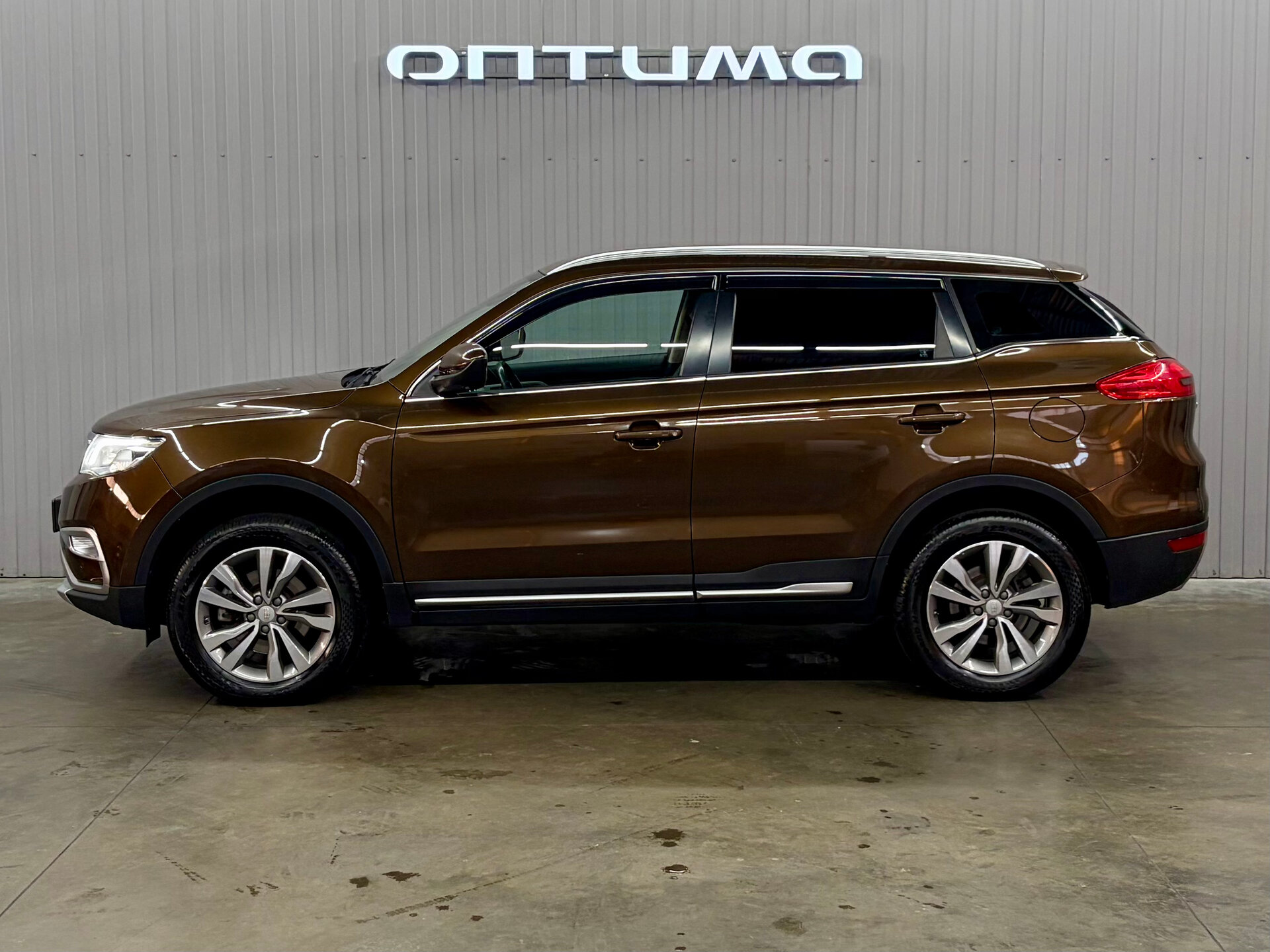 Geely Atlas 