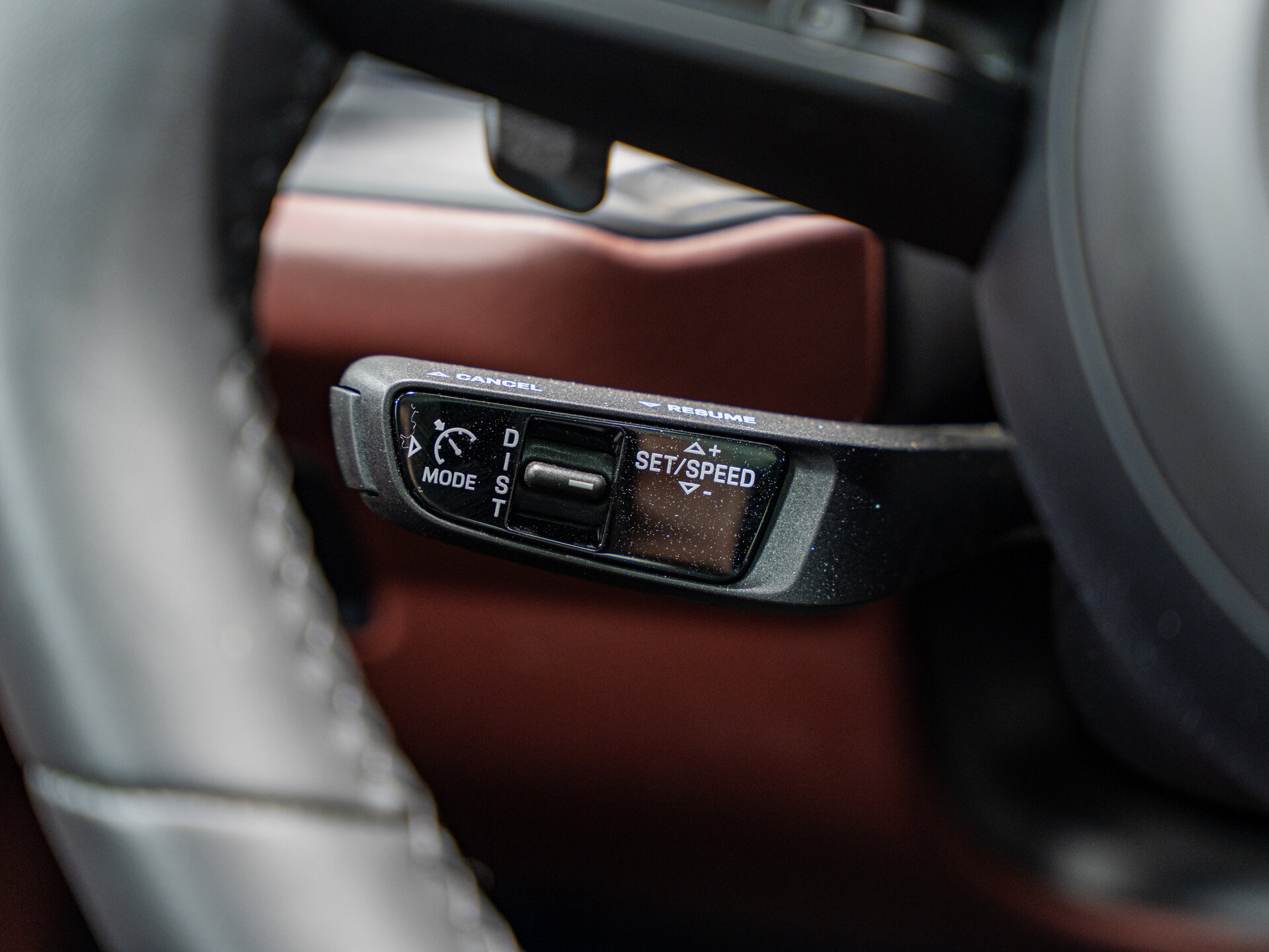 Автомобиль Porsche Cayenne E-Hybrid Coupé 3.0hyb AT (470 л.с.) 4WD - 20