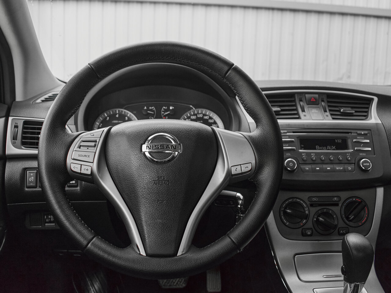 Купить Nissan Sentra 1.6 CVT (117 л.с.), 2015 в Екатеренбурге