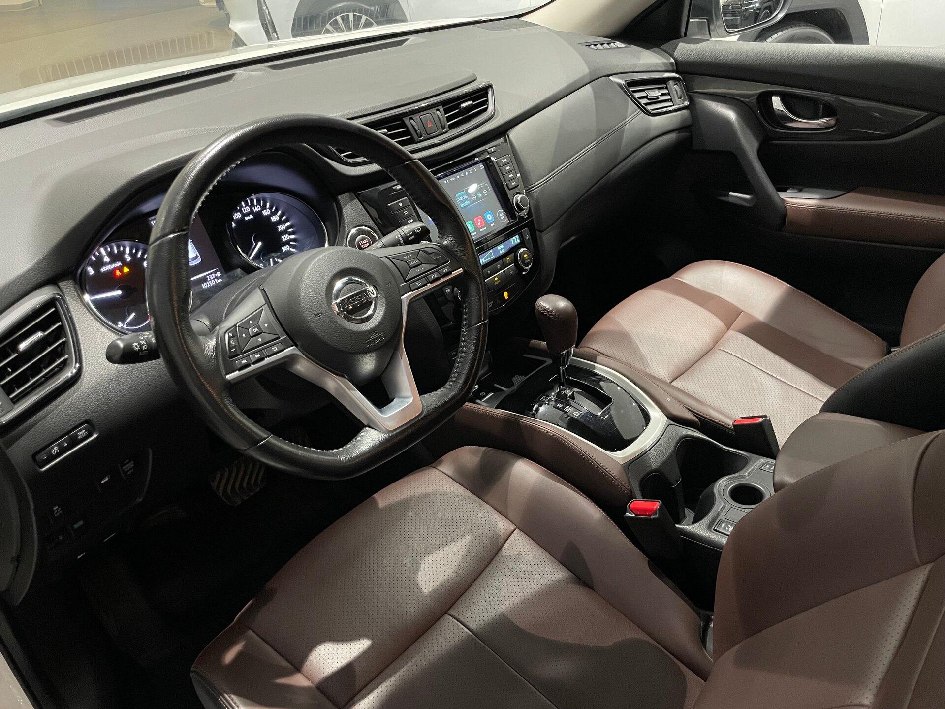 Автомобиль Nissan X-Trail 2.0 CVT (144 л.с.) - 7