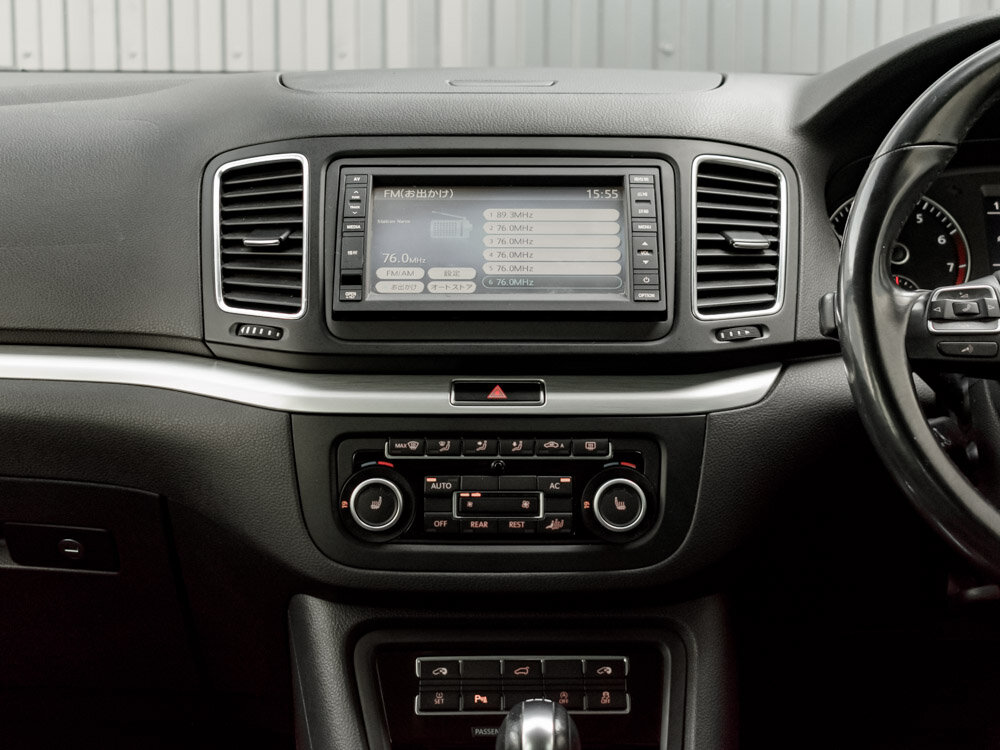 Купить Volkswagen Sharan 1.4 AMT (150 л.с.), 2011 в Екатеренбурге