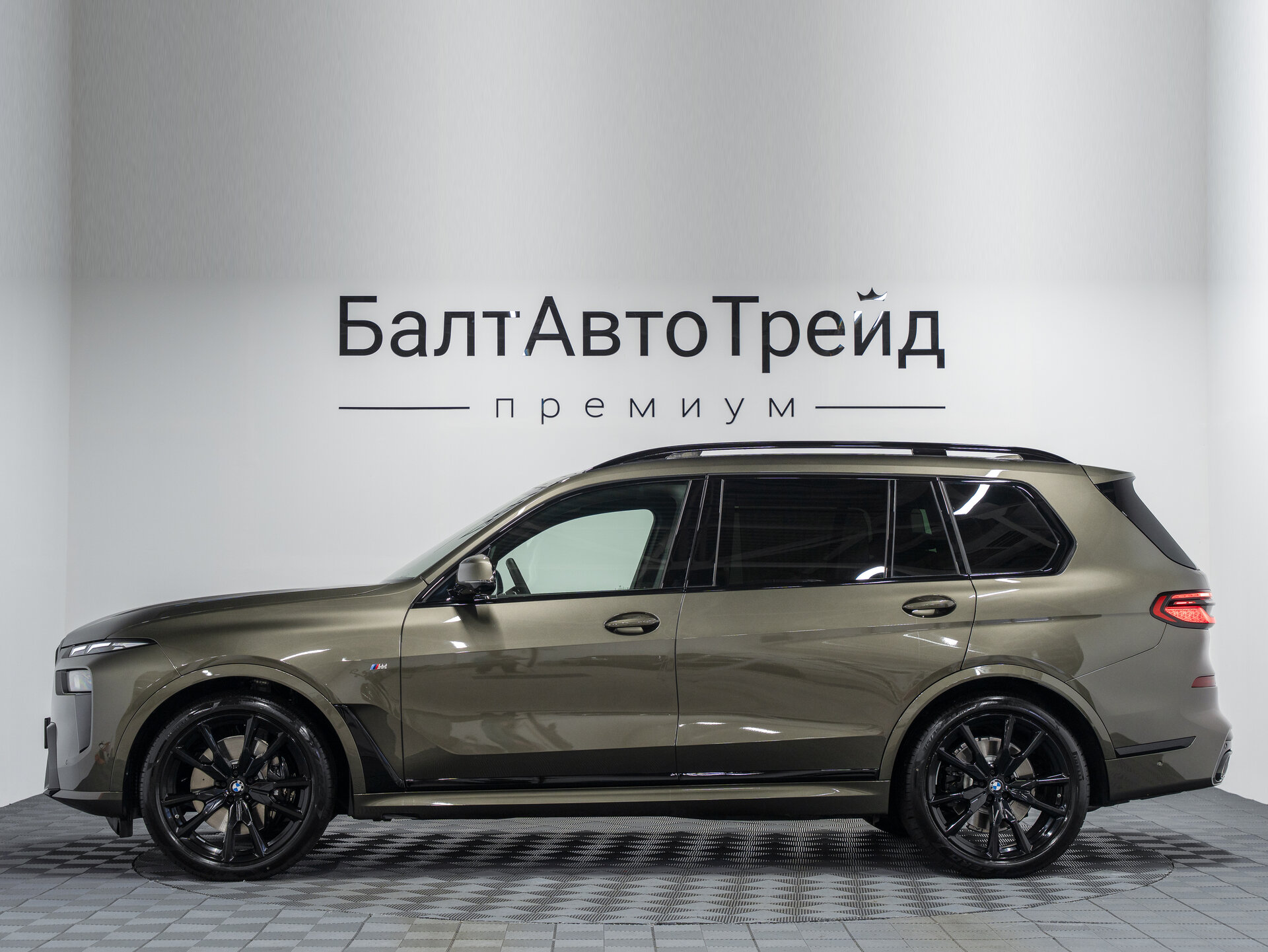 Автомобиль BMW X7 40d 3.0d AT (340 л.с.) 4WD - 11