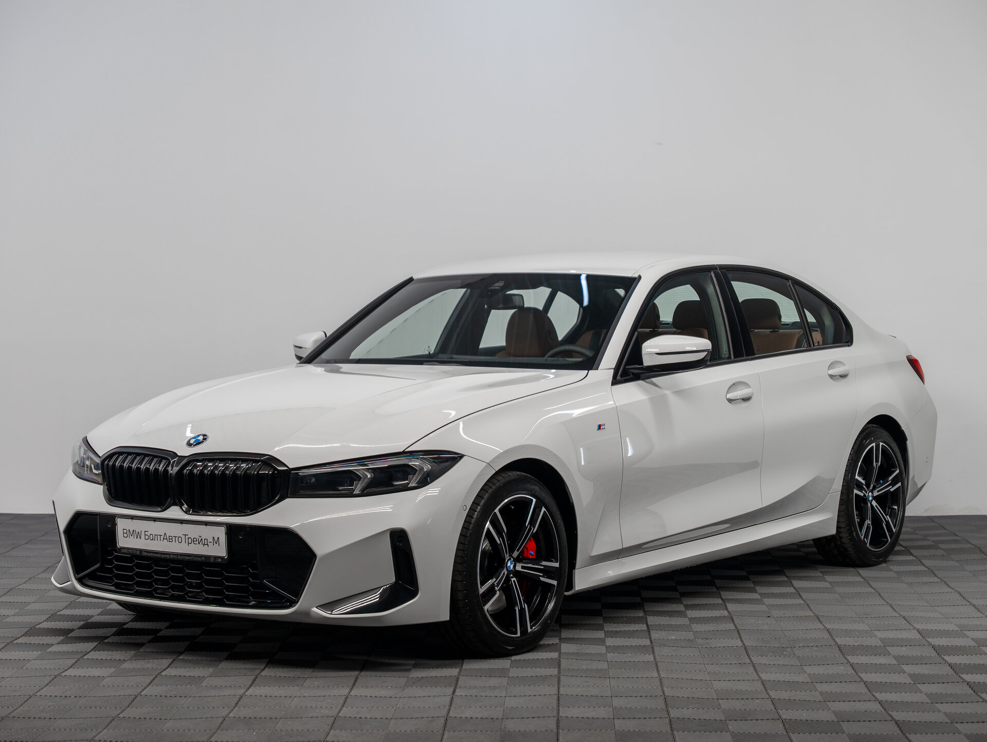 Автомобиль BMW 3 серии 320d xDrive 2.0d AT (190 л.с.) 4WD - 1