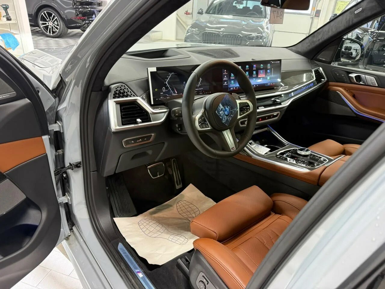Автомобиль BMW X7 40i 3.0 AT (381 л.с.) 4WD - 6
