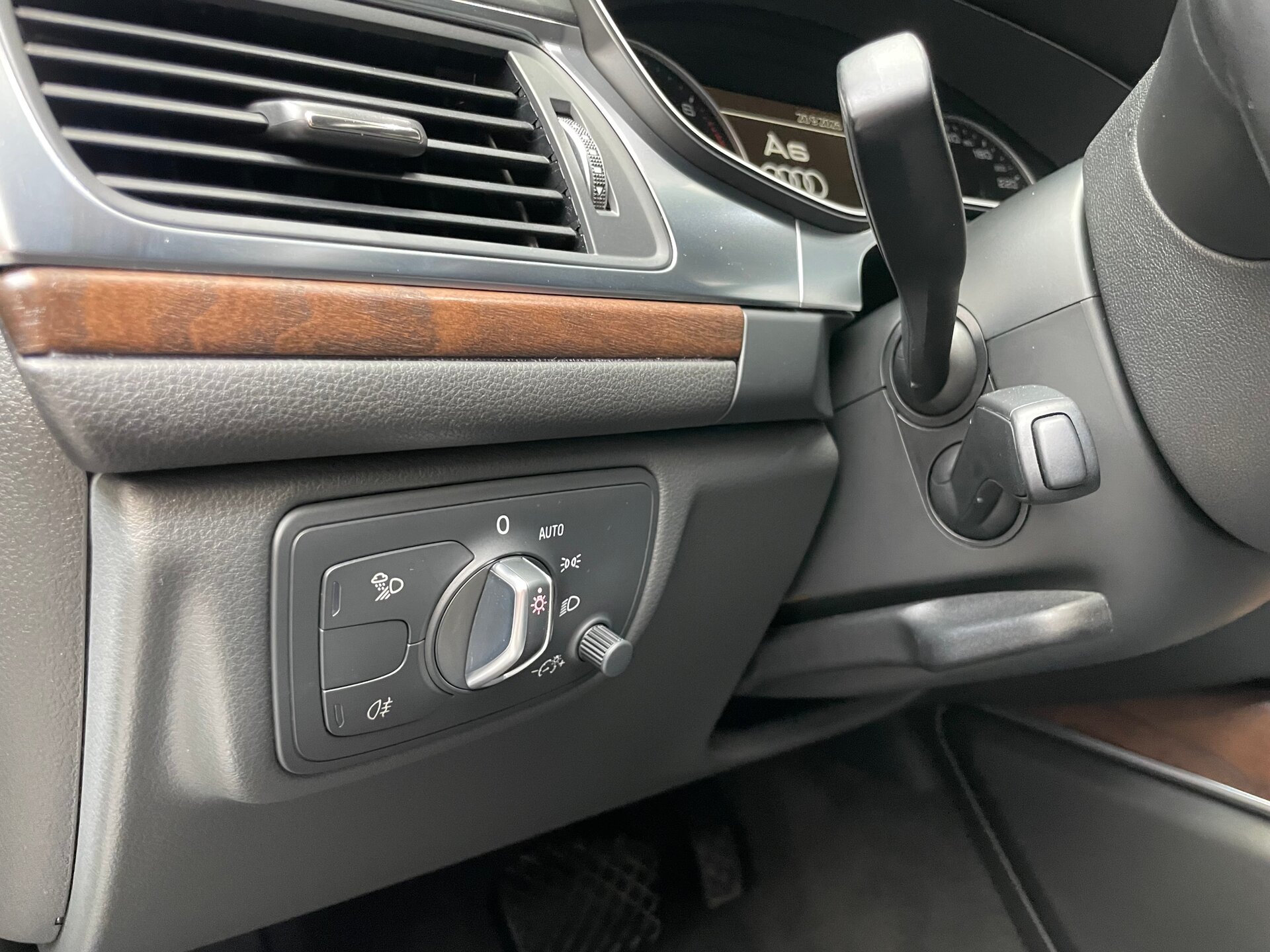 Автомобиль Audi A6 1.8 AMT (190 л.с.) - 20