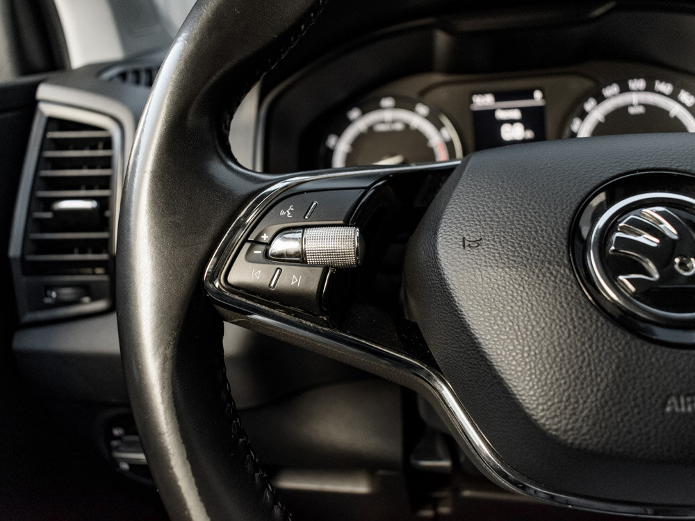 Купить Skoda Karoq 1.5 AMT (150 л.с.), 2020 в Екатеренбурге