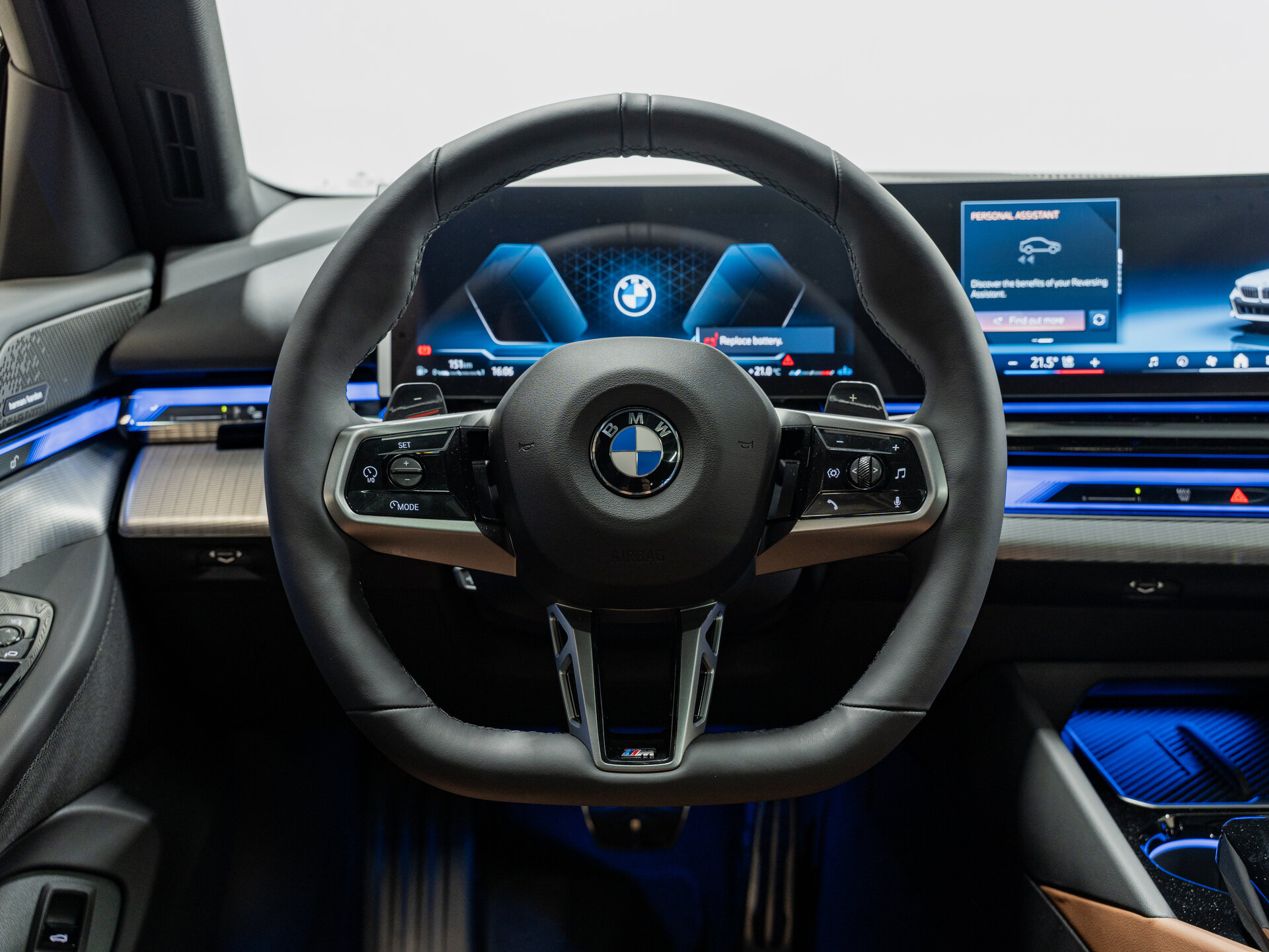 Автомобиль BMW 5 серии 530i xDrive 2.0 AT (258 л.с.) 4WD - 16