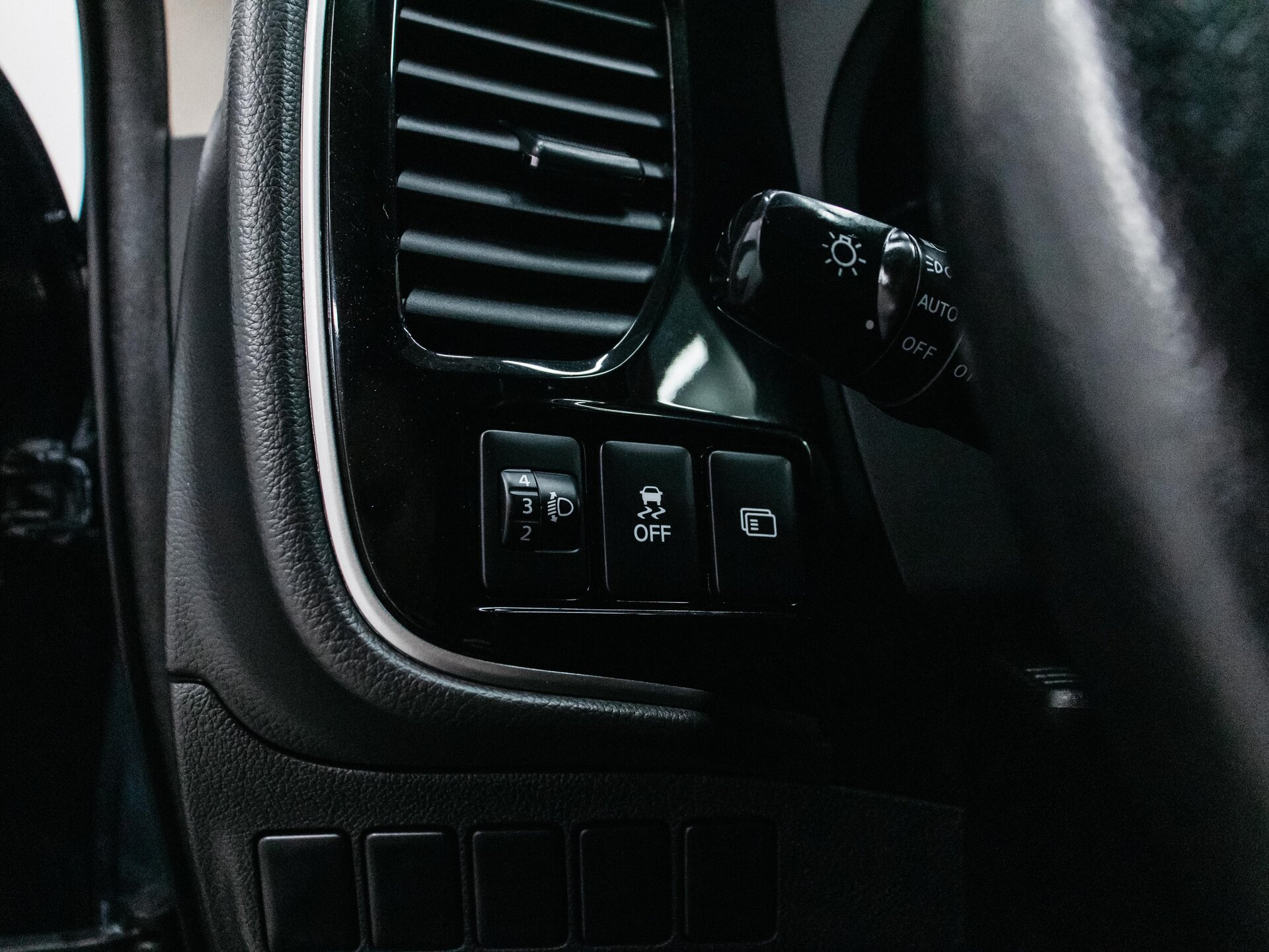Mitsubishi Outlander 2019 16