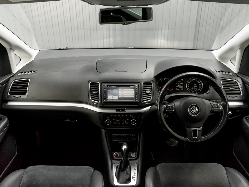 Купить Volkswagen Sharan 1.4 AMT (150 л.с.), 2011 в Екатеренбурге