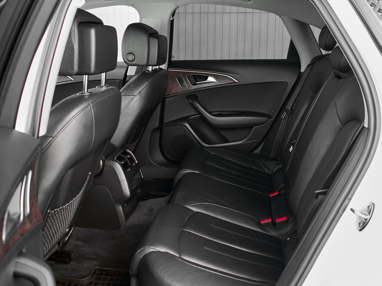 Купить Audi A6 2.0 CVT (180 л.с.), 2012 в Екатеренбурге