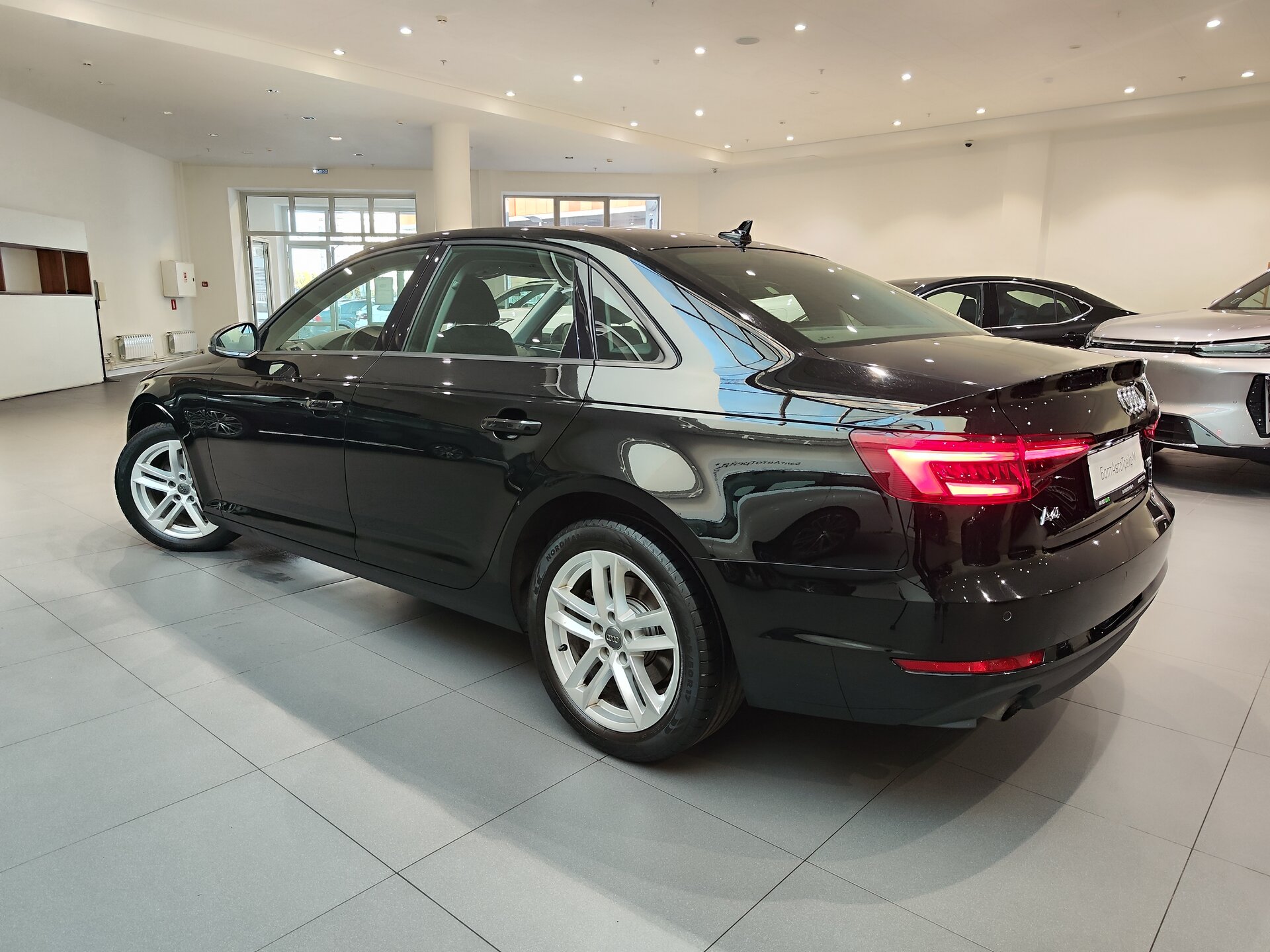 Автомобиль Audi A4 1.4 AMT (150 л.с.) - 4