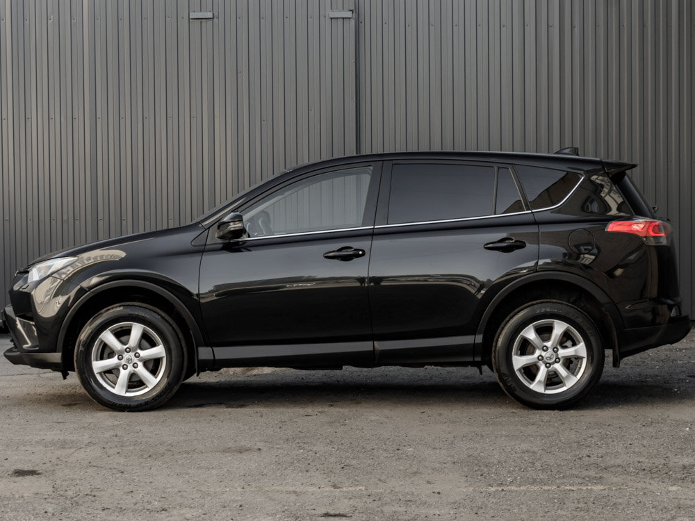 Купить Toyota RAV4 2.0 CVT (146 л.с.) 4WD, 2016 в Екатеренбурге