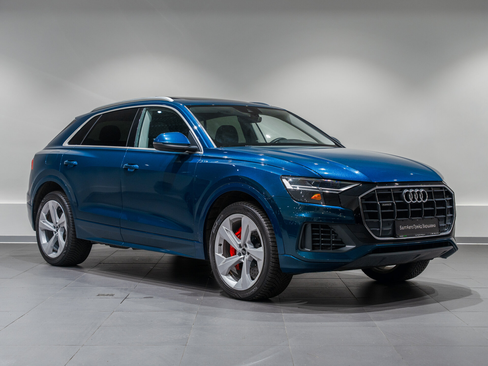 Автомобиль Audi Q8 55 TFSI 3.0 AT (340 л.с.) 4WD - 3