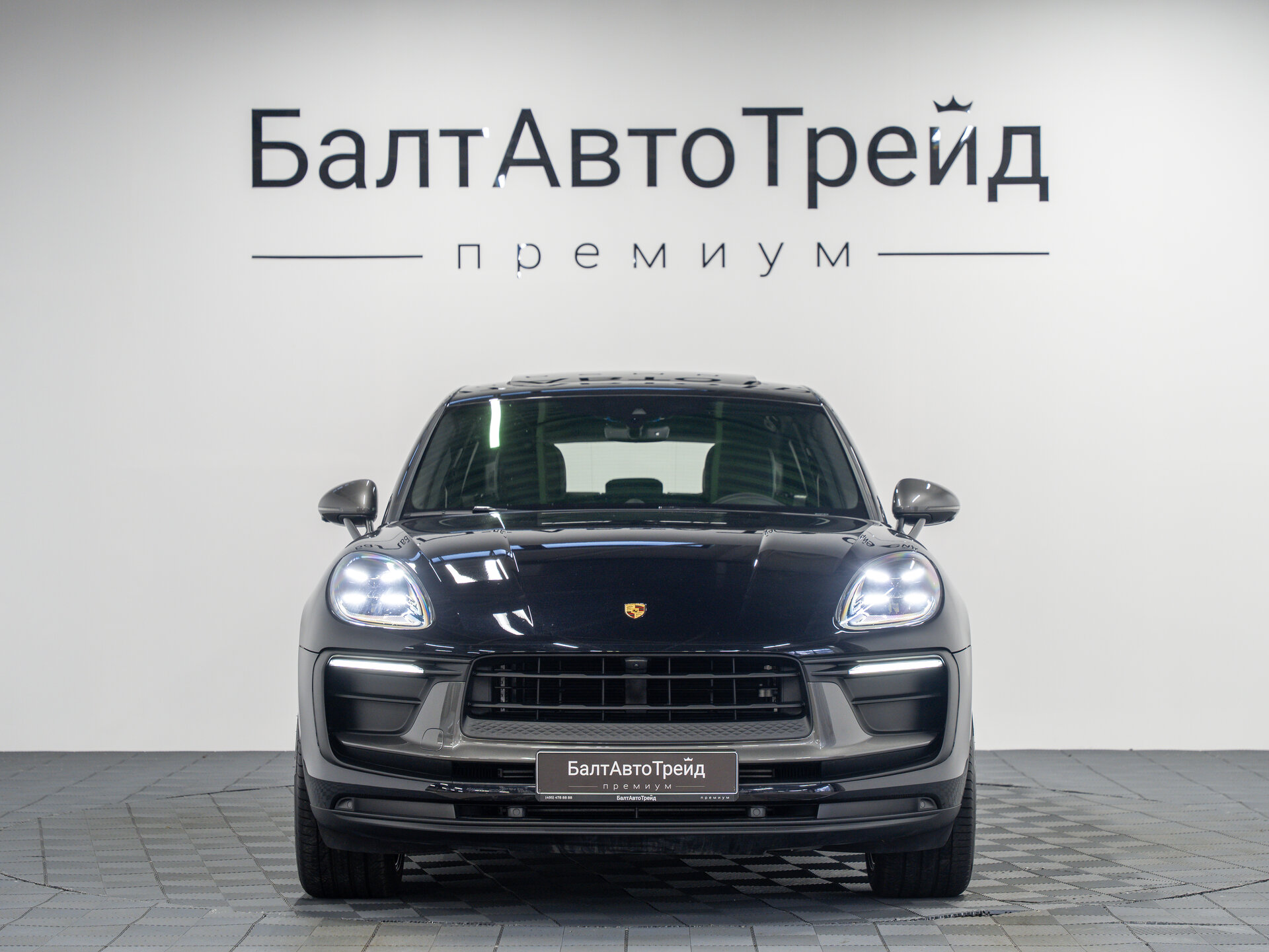 Автомобиль Porsche Macan 2.0 AMT (265 л.с.) 4WD - 4
