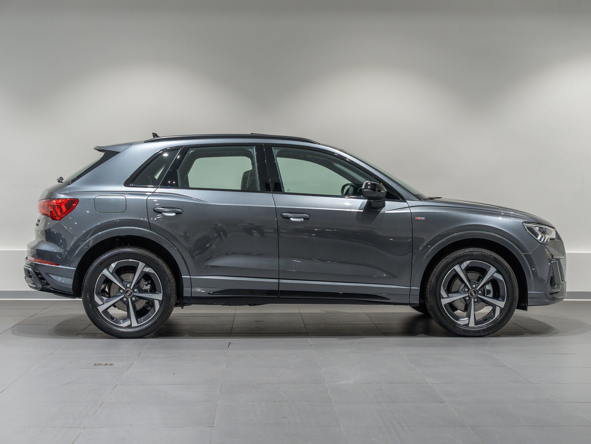 Автомобиль Audi Q3 35 TFSI 1.5 AMT (160 л.с.) - 4