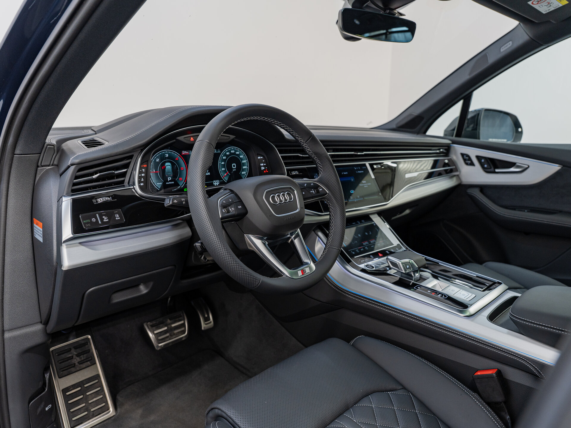 Автомобиль Audi Q7 50 TDI 3.0d AT (286 л.с.) 4WD - 15