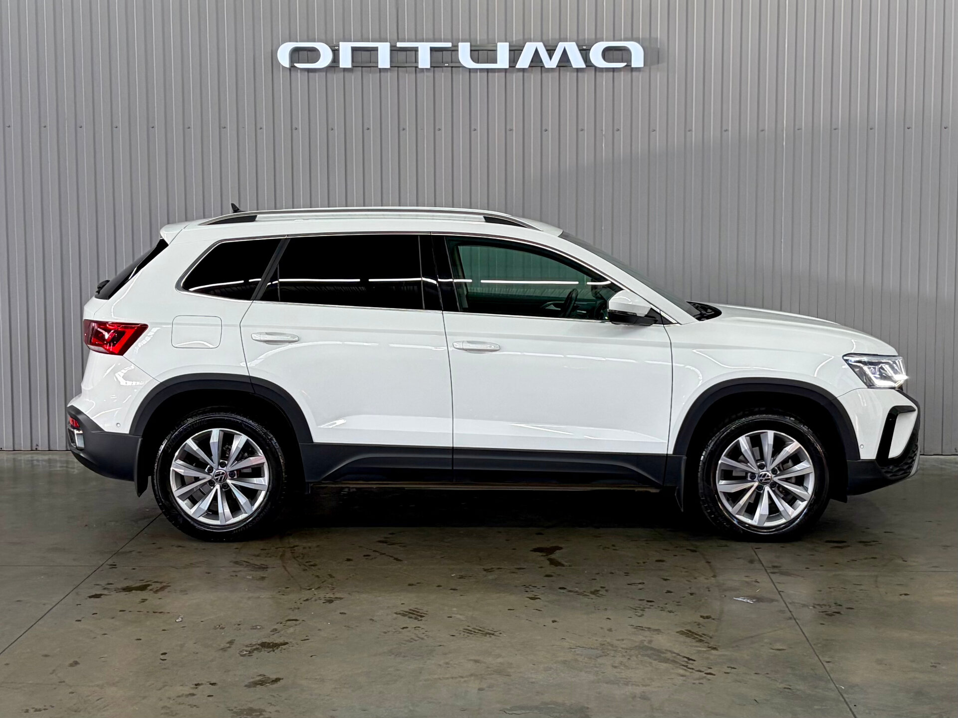 Volkswagen Taos 