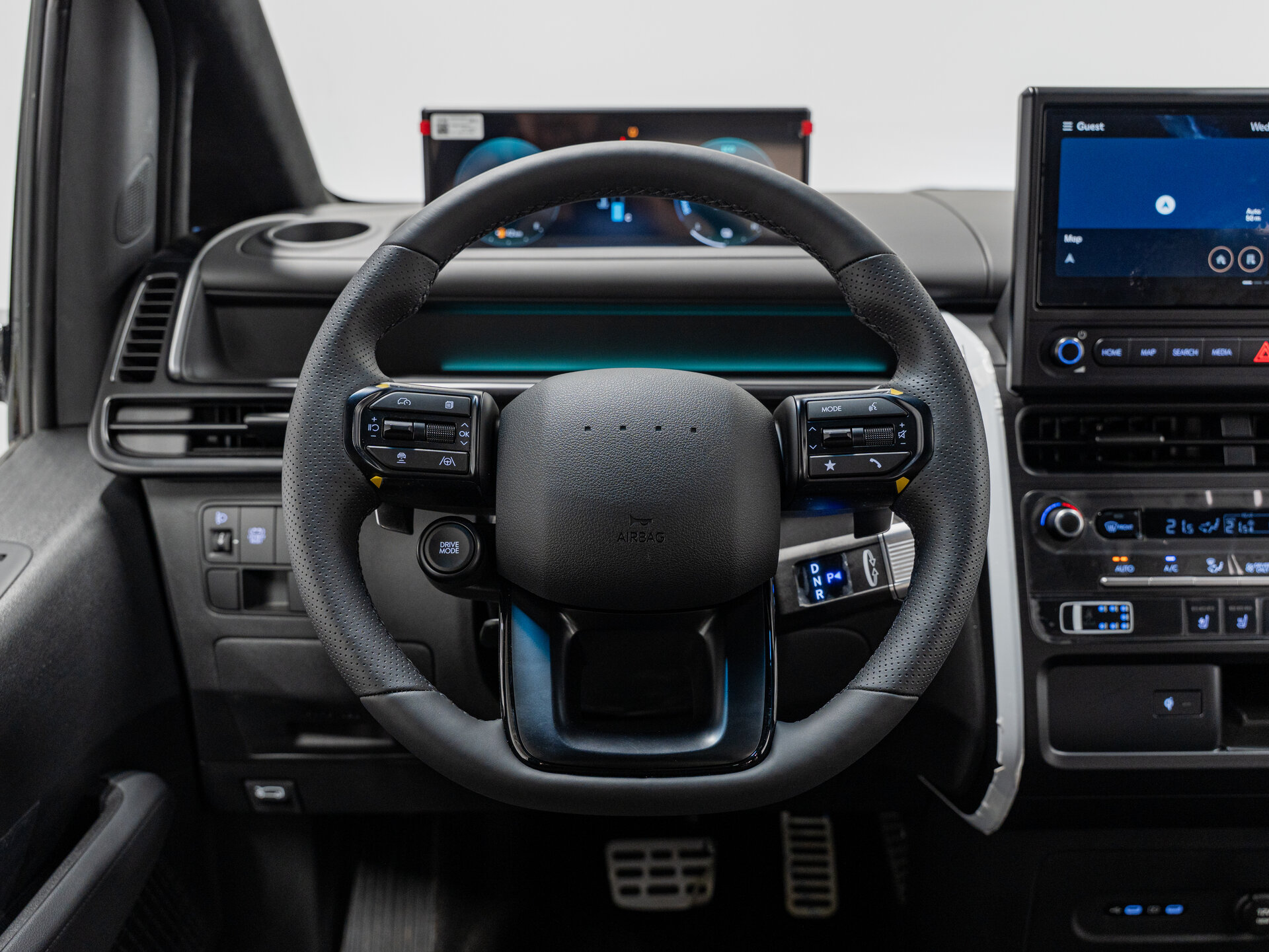 Автомобиль Hyundai Staria 1.6hyb AT (245 л.с.) - 14