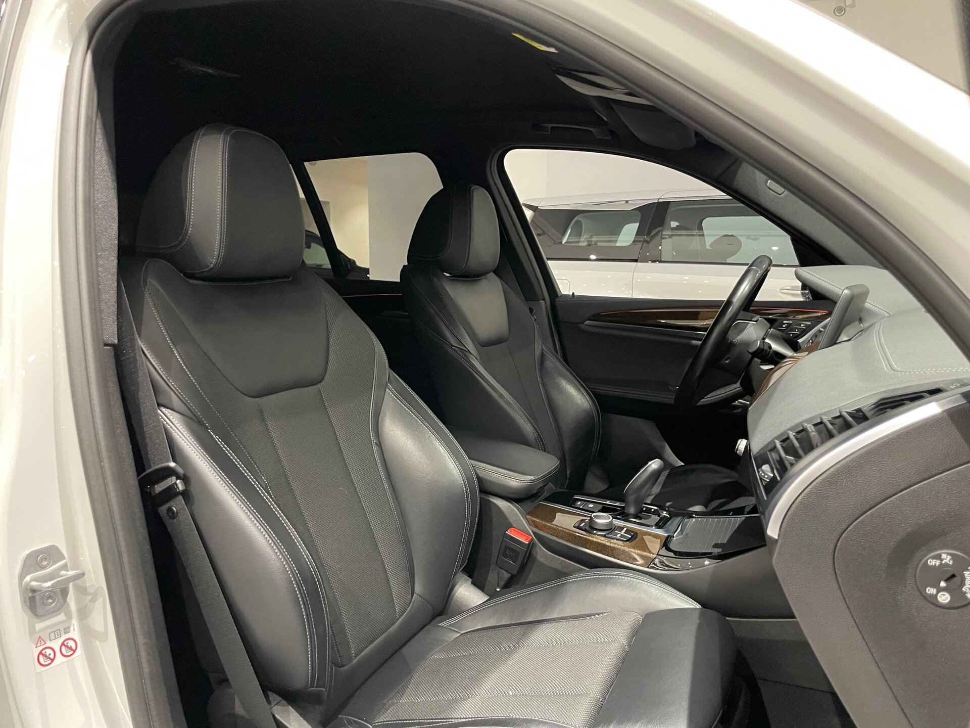 Автомобиль BMW X3 20d xDrive 2.0d AT (190 л.с.) 4WD - 12
