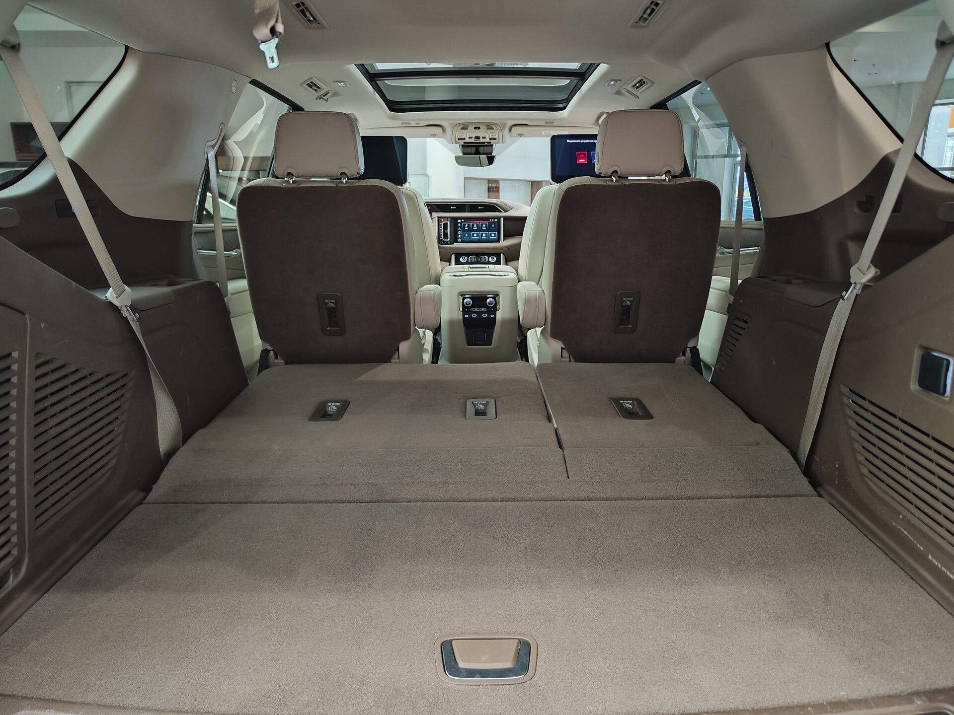 Автомобиль GMC Yukon 6.2 AT (426 л.с.) 4WD - 14