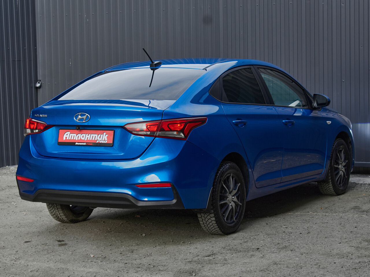 Купить Hyundai Solaris 1.4 MT (100 л.с.), 2017 в Екатеренбурге