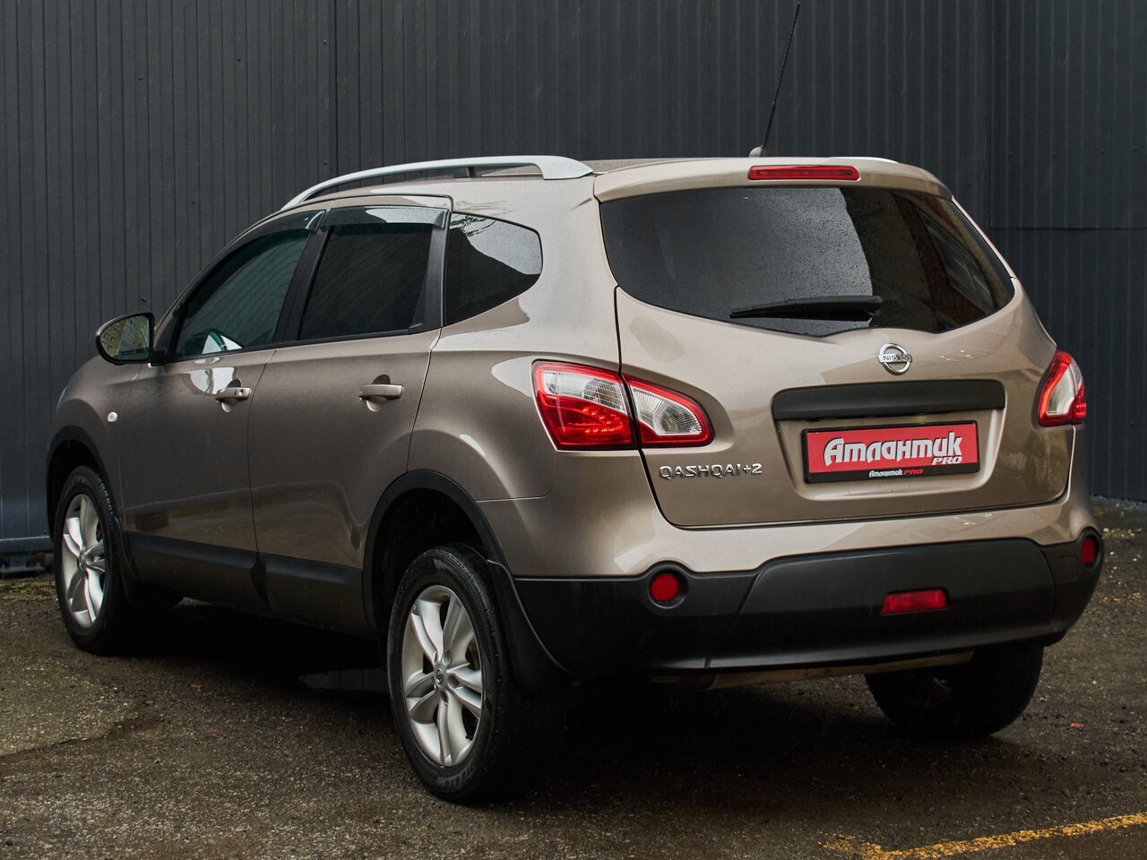 Купить Nissan Qashqai+2 2.0 CVT (141 л.с.) 4WD, 2012 в Екатеренбурге