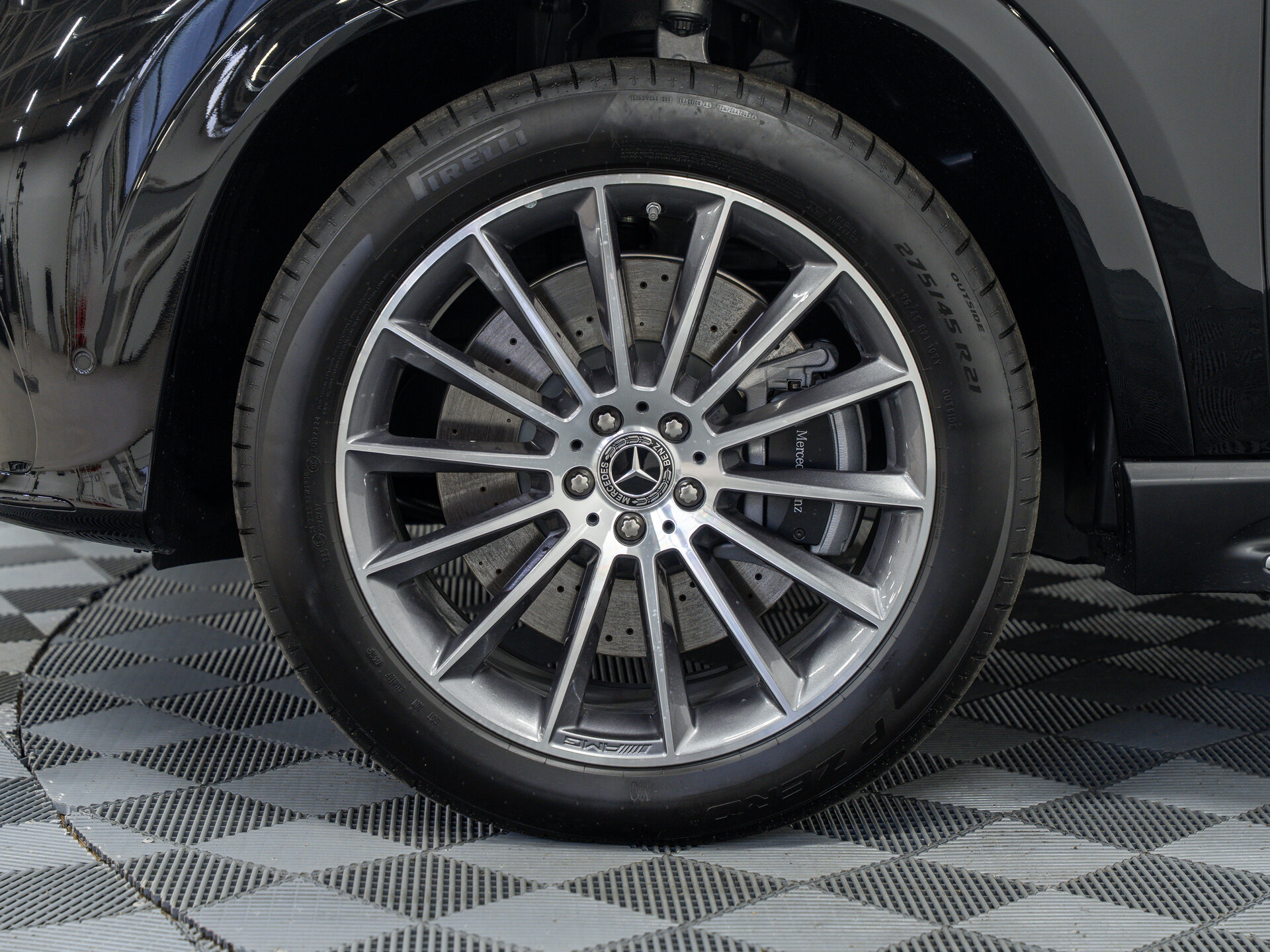 Автомобиль Mercedes-Benz GLE 450 3.0 AT (381 л.с.) 4WD - 3