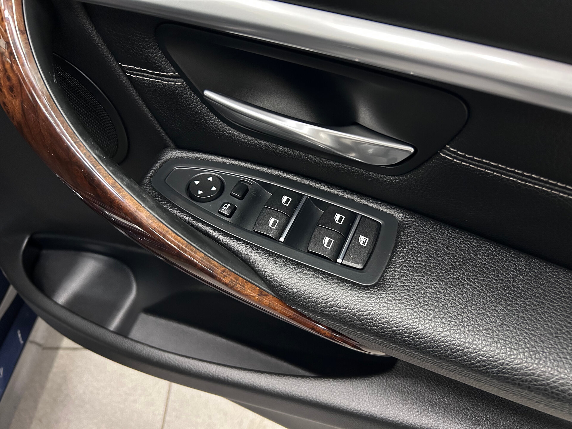 BMW 3 серии 2017 19