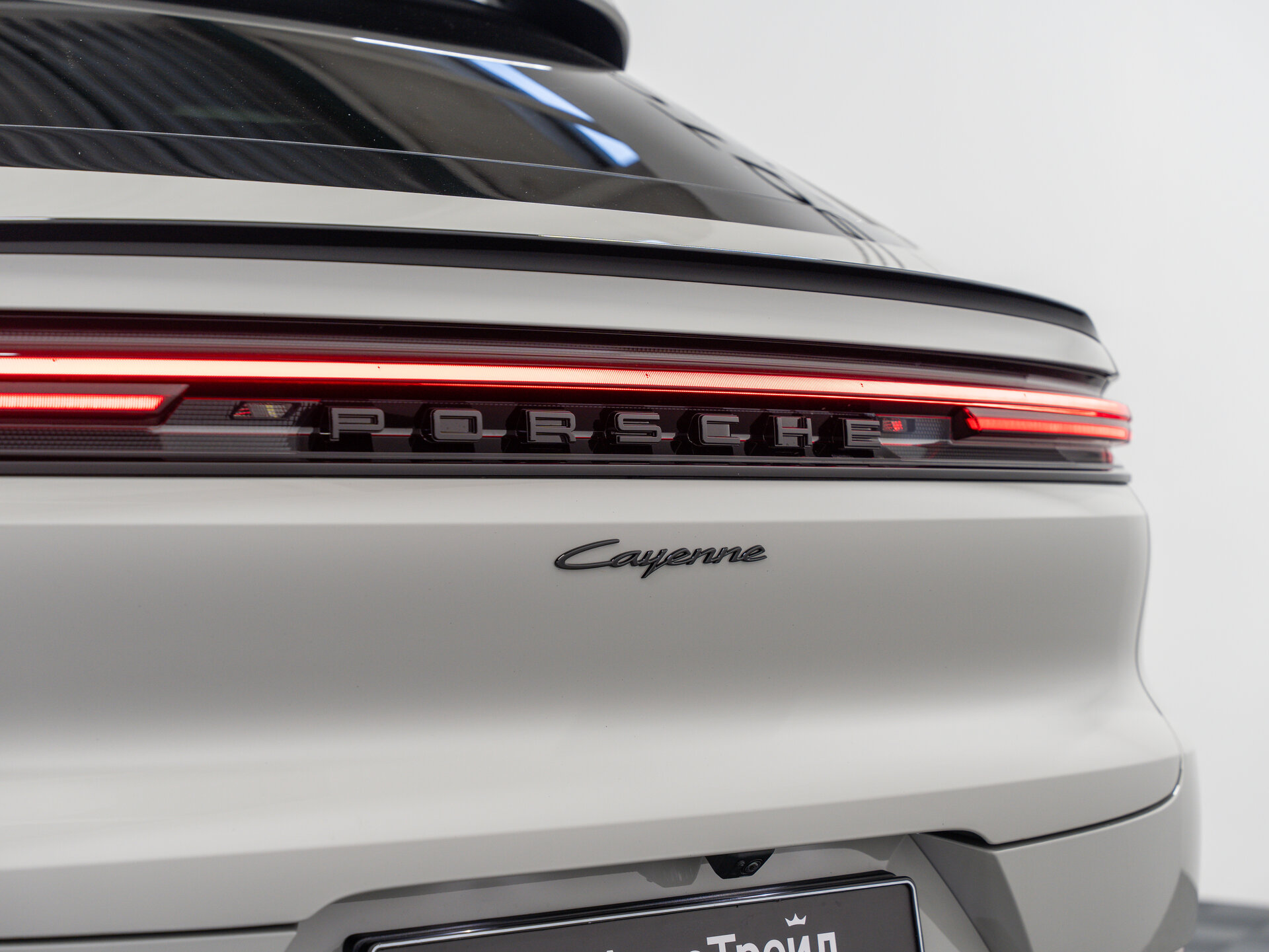Автомобиль Porsche Cayenne Coupé 3.0 AT (353 л.с.) 4WD - 11