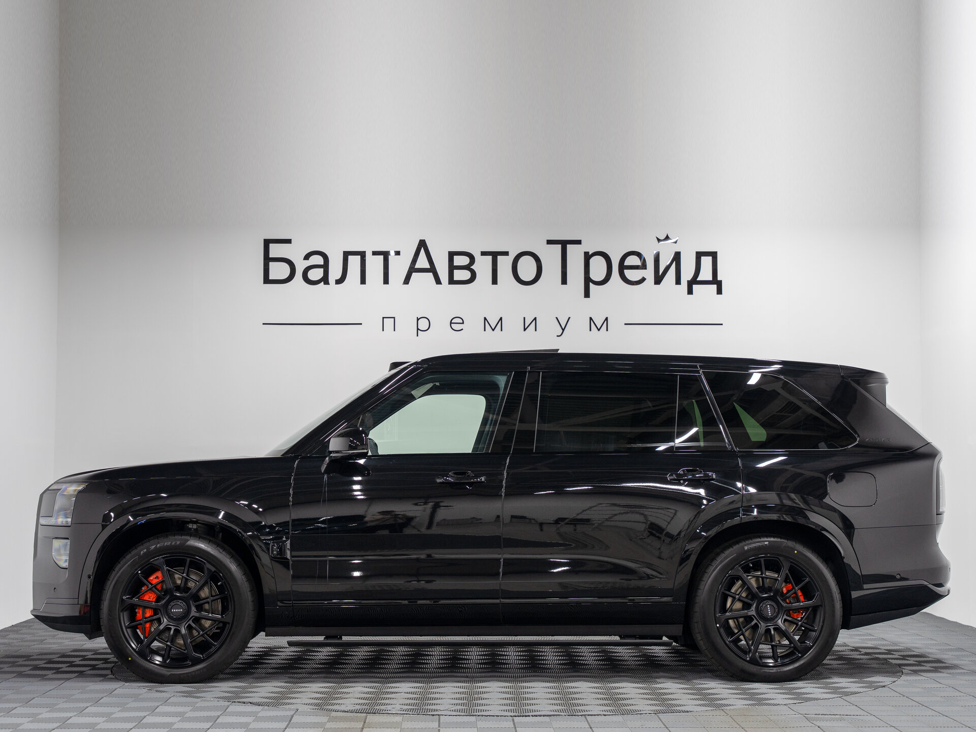Автомобиль Zeekr 9X 70 kWh 2.0hyb AT (1401 л.с.) 4WD - 11