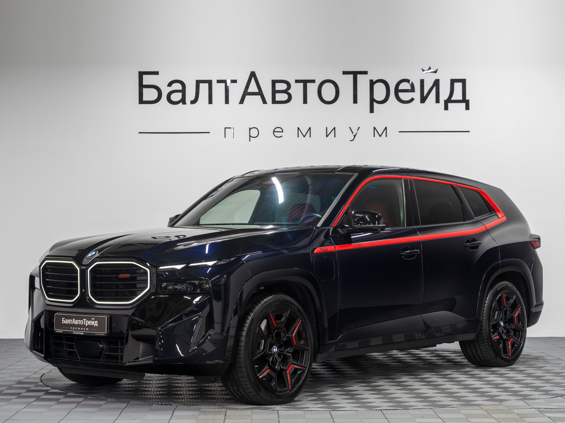 Автомобиль BMW XM Label 4.4hyb AT (748 л.с.) 4WD - 1