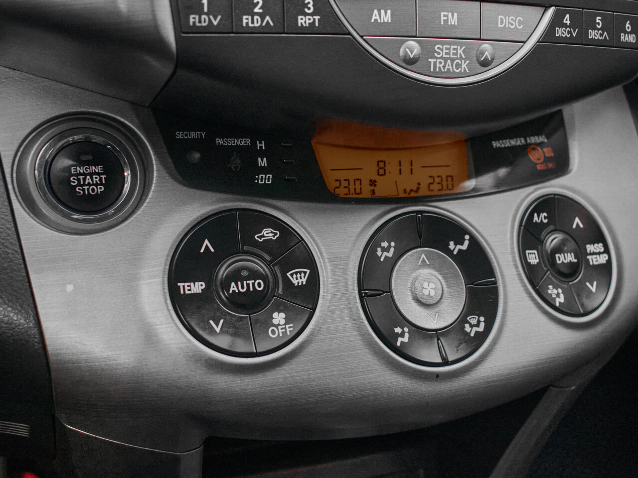 Купить Toyota RAV4 2.4 AT (170 л.с.) 4WD, 2007 в Екатеренбурге