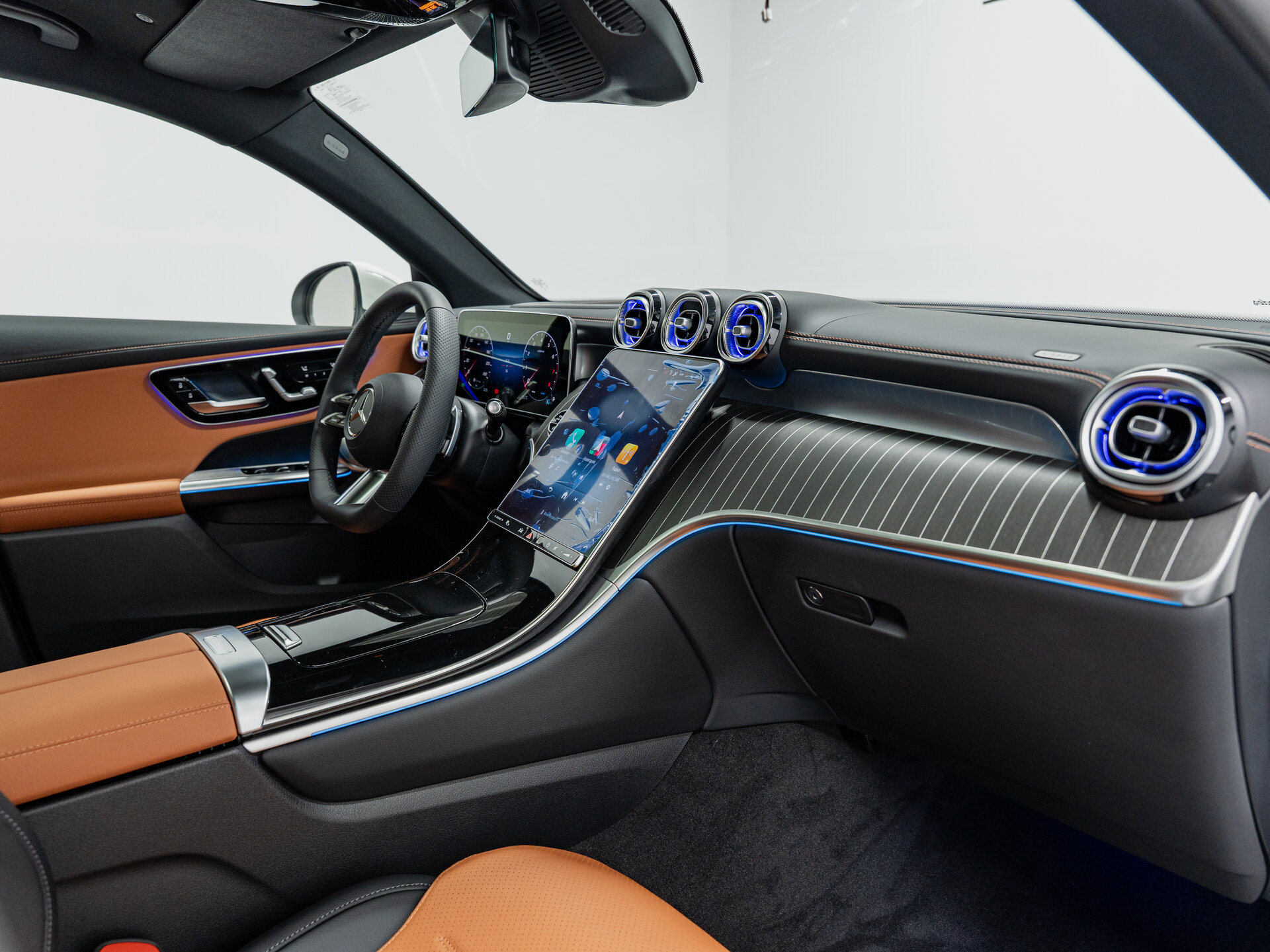 Автомобиль Mercedes-Benz GLC Coupe 300 2.0 AT (258 л.с.) 4WD - 14